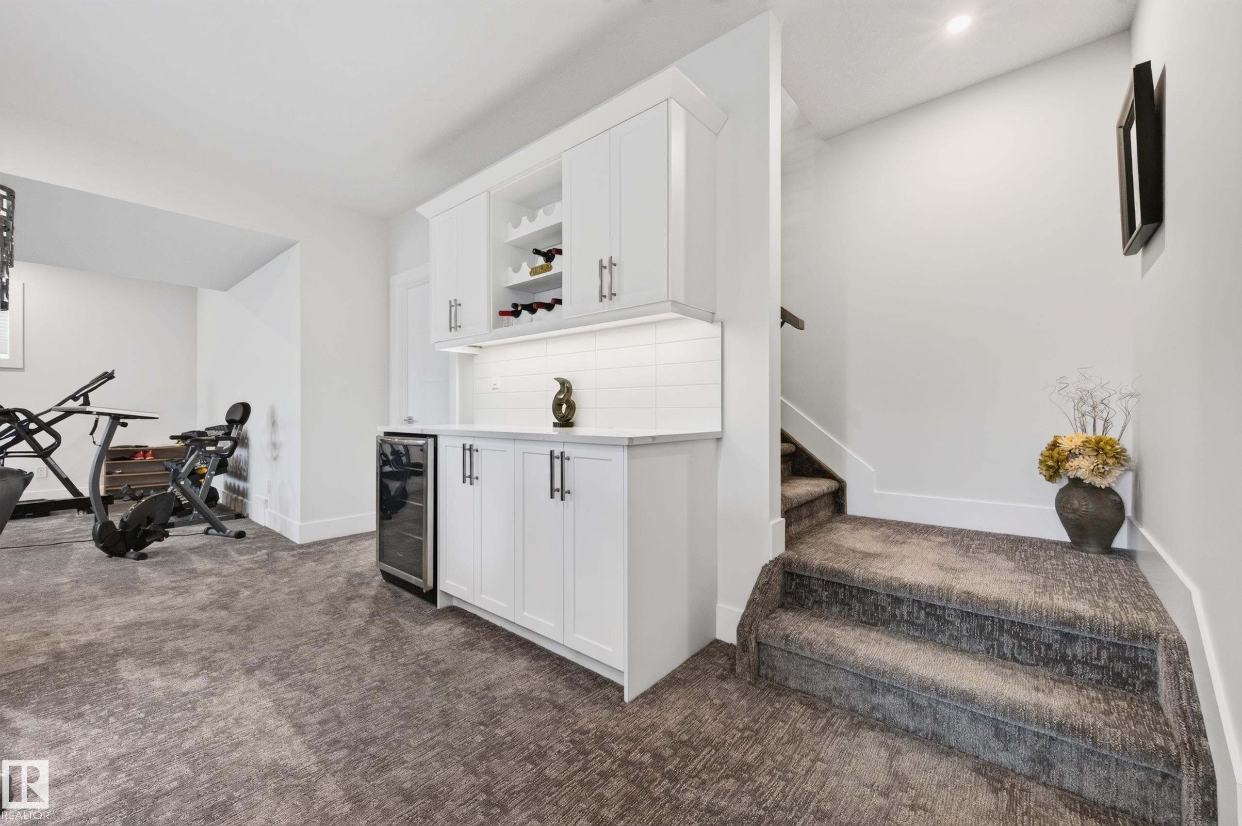 Dry bar - 91 Harvest Crescent, Ardrossan, AB - Indoor Photo Showing Other Room