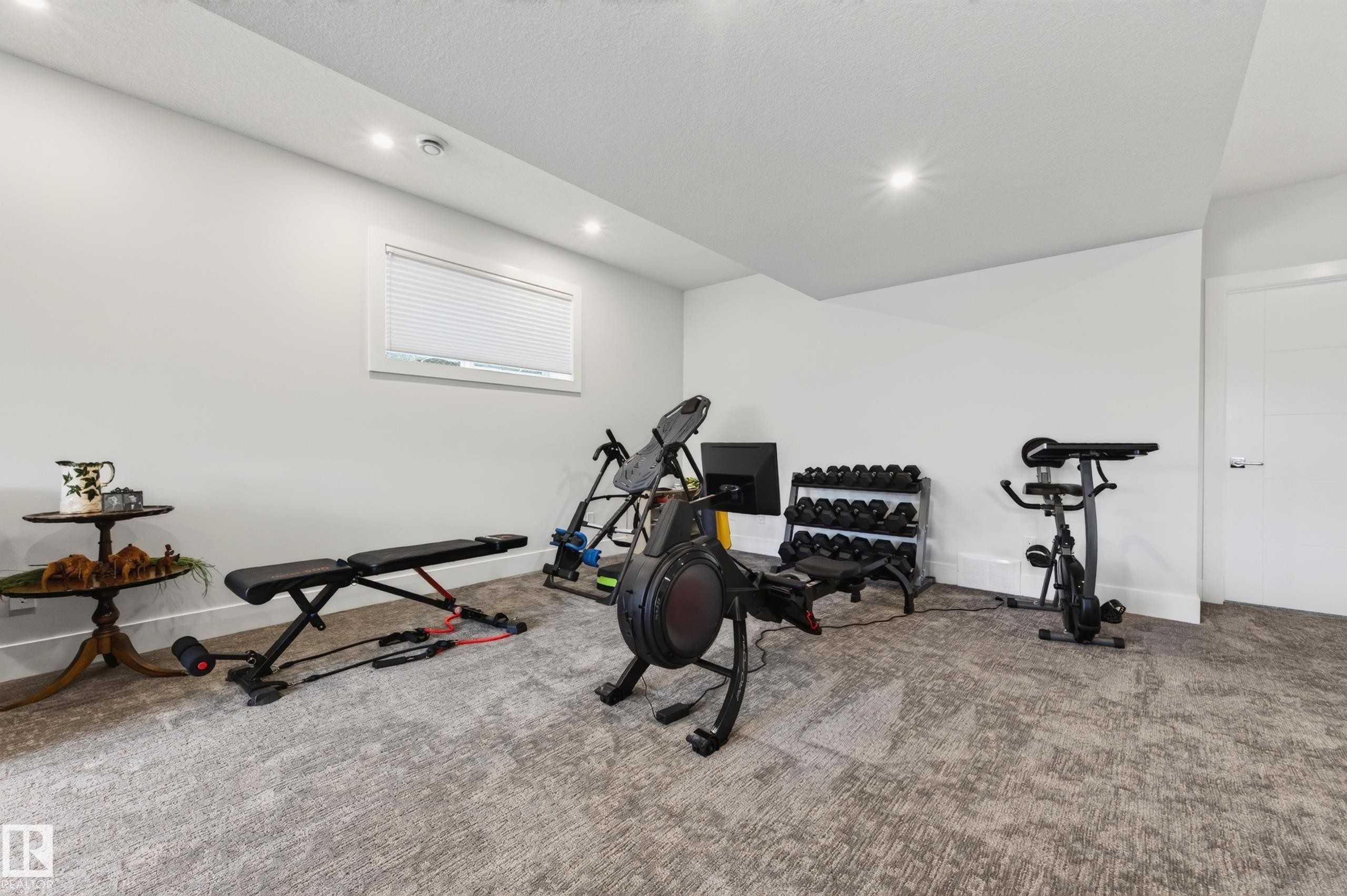 91 Harvest Crescent, Ardrossan, AB - Indoor Photo Showing Gym Room