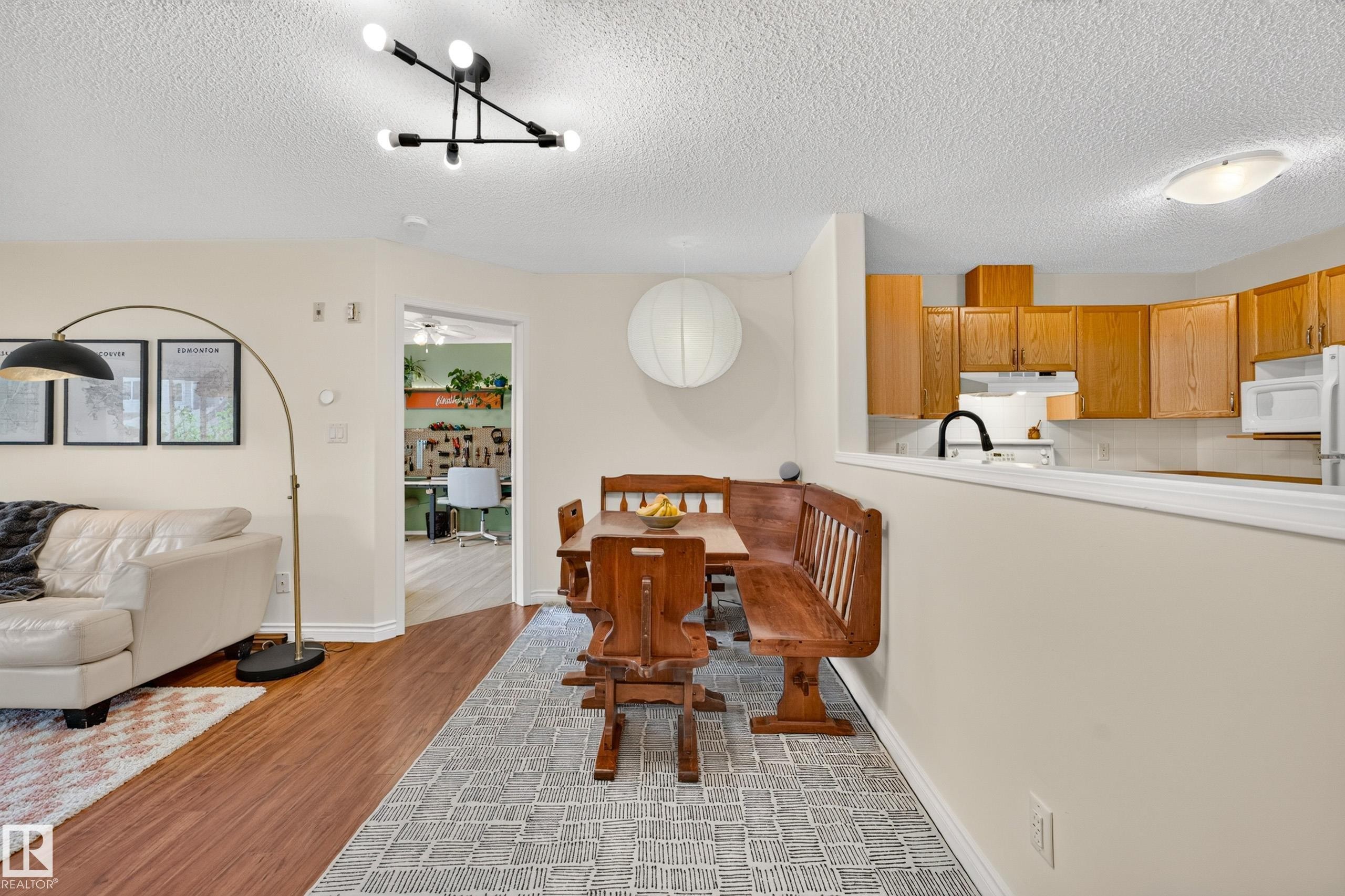 #206 7839 96 St Nw, Edmonton, AB - Indoor Photo Showing Other Room