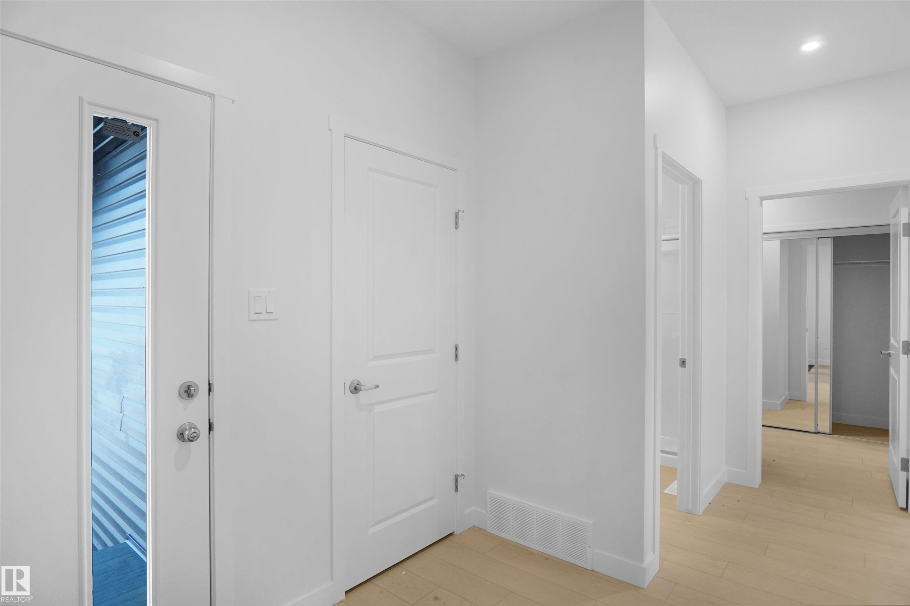 2204 194 Street Nw, Edmonton, AB - Indoor Photo Showing Other Room