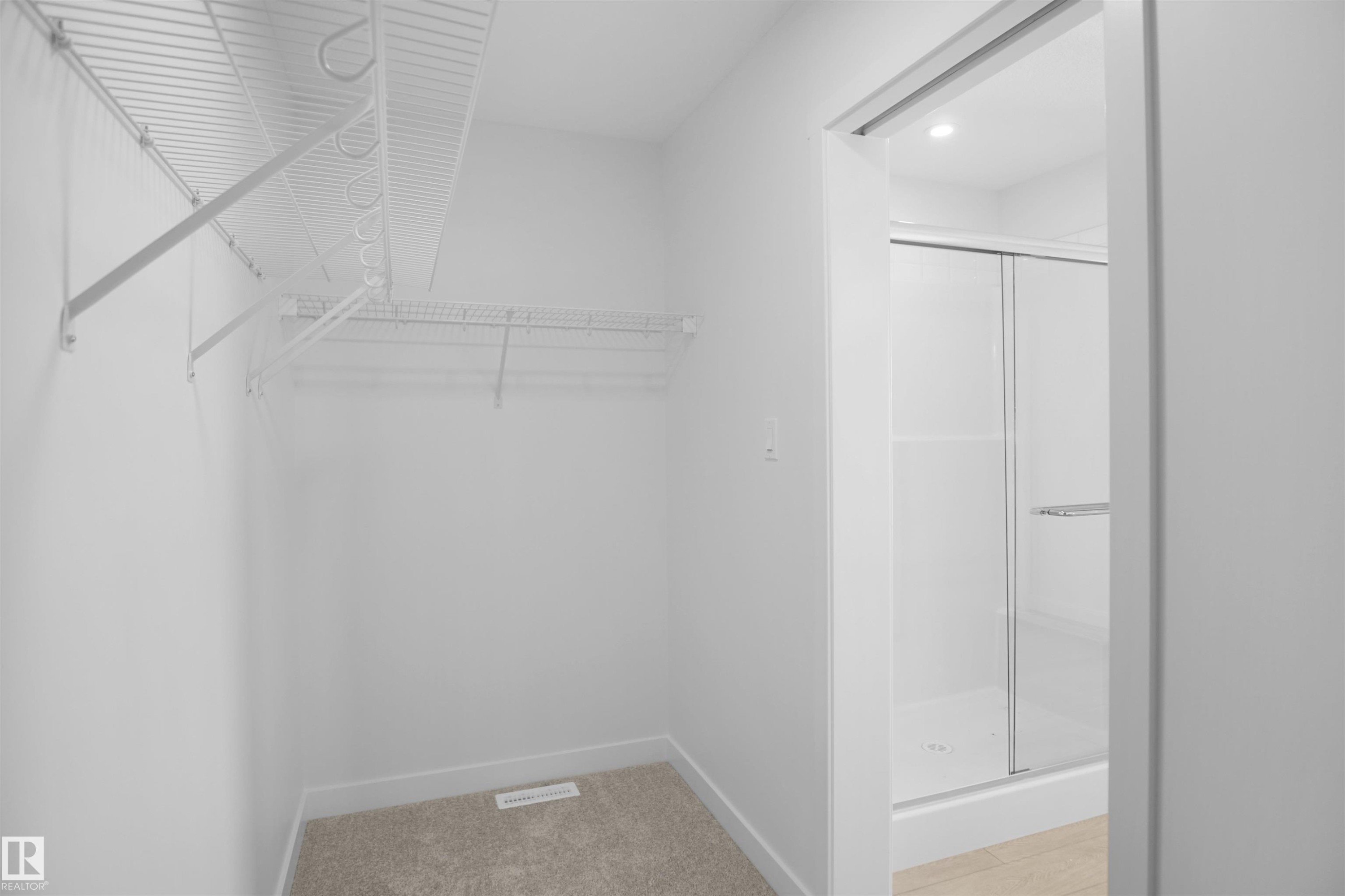 2204 194 Street Nw, Edmonton, AB - Indoor