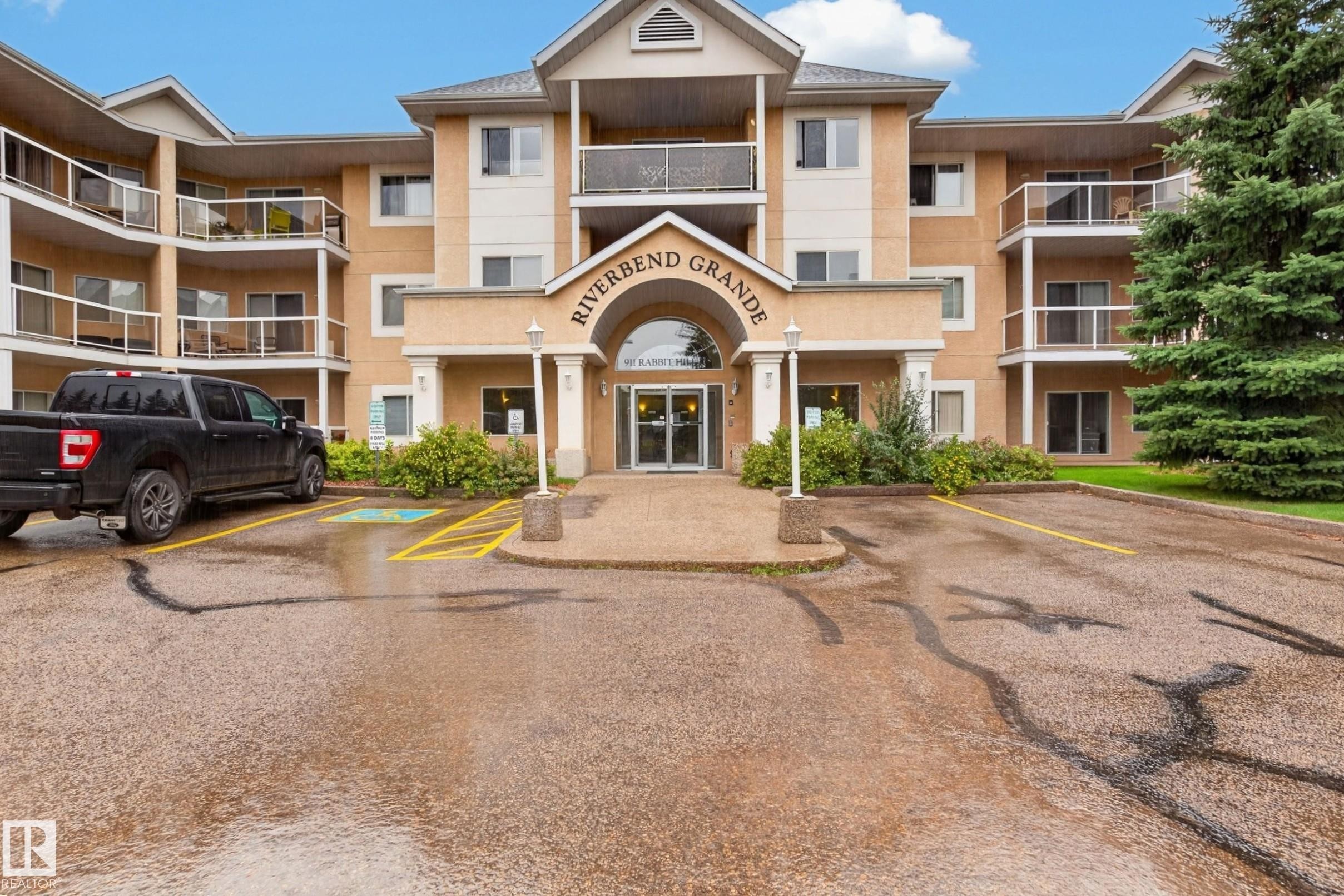 #101 911 Rabbit Hill Rd Nw, Edmonton, AB - Outdoor With Facade