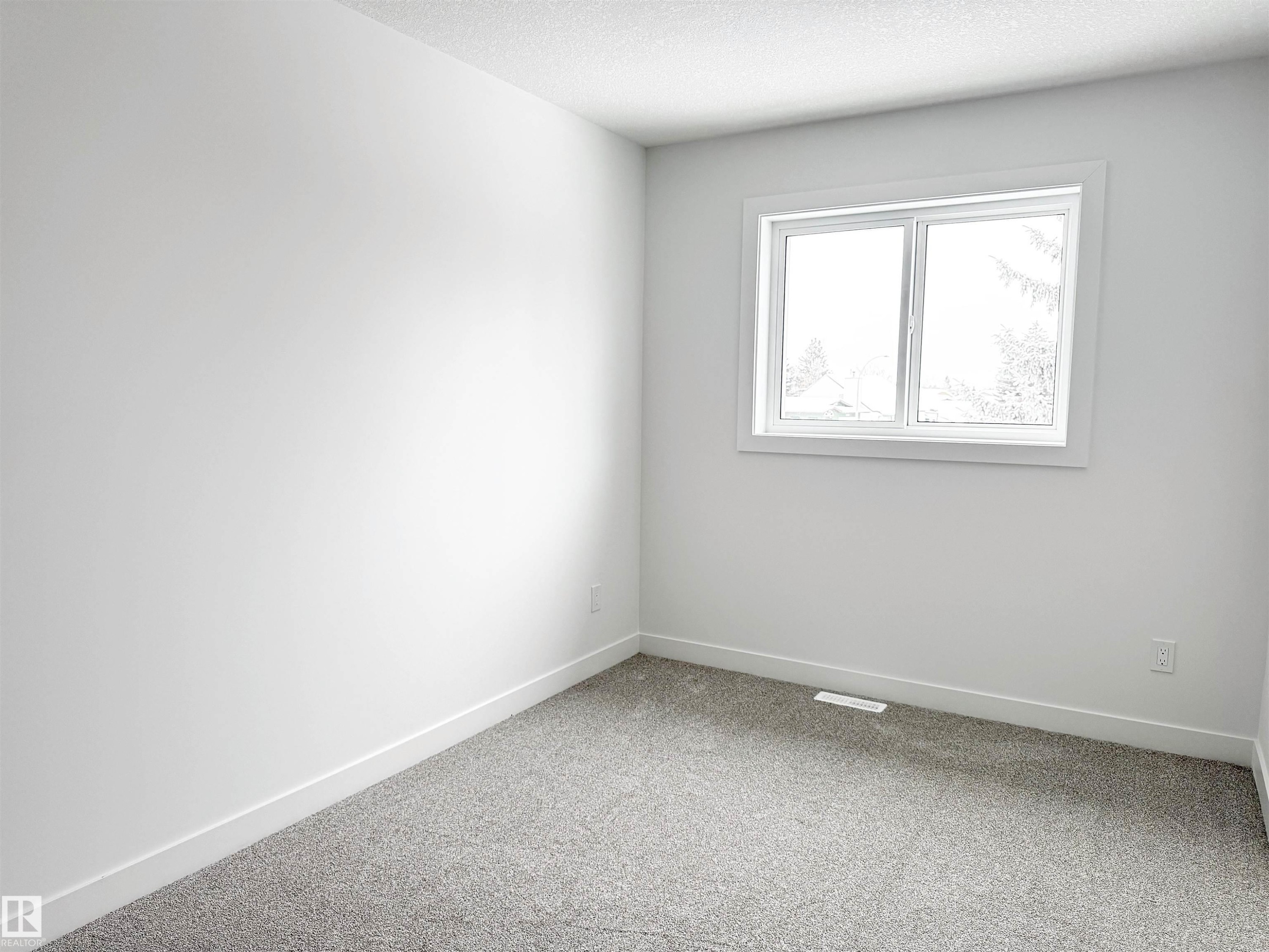 1312 35 Street Nw, Edmonton, AB