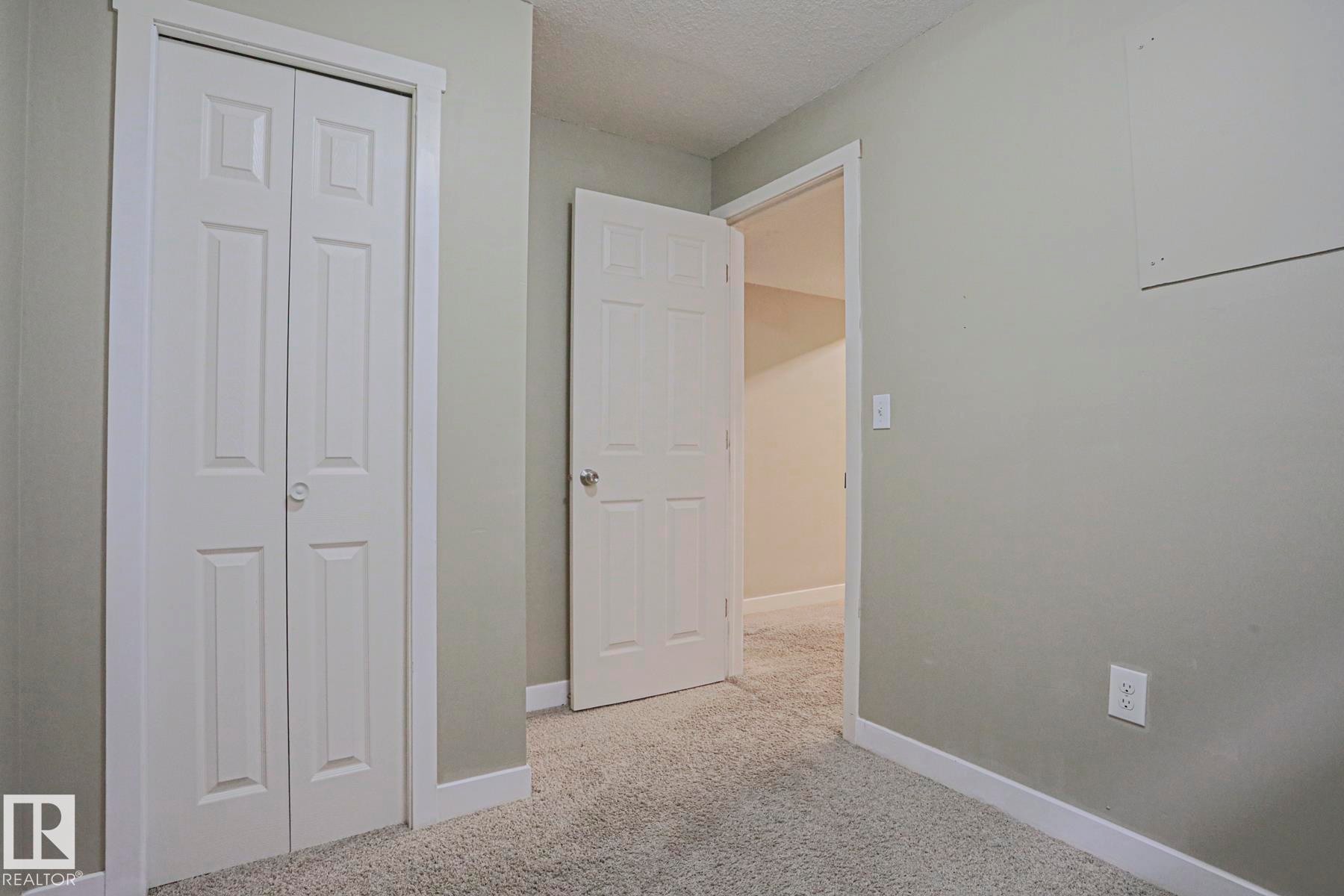 1456 33B Street Nw, Edmonton, AB