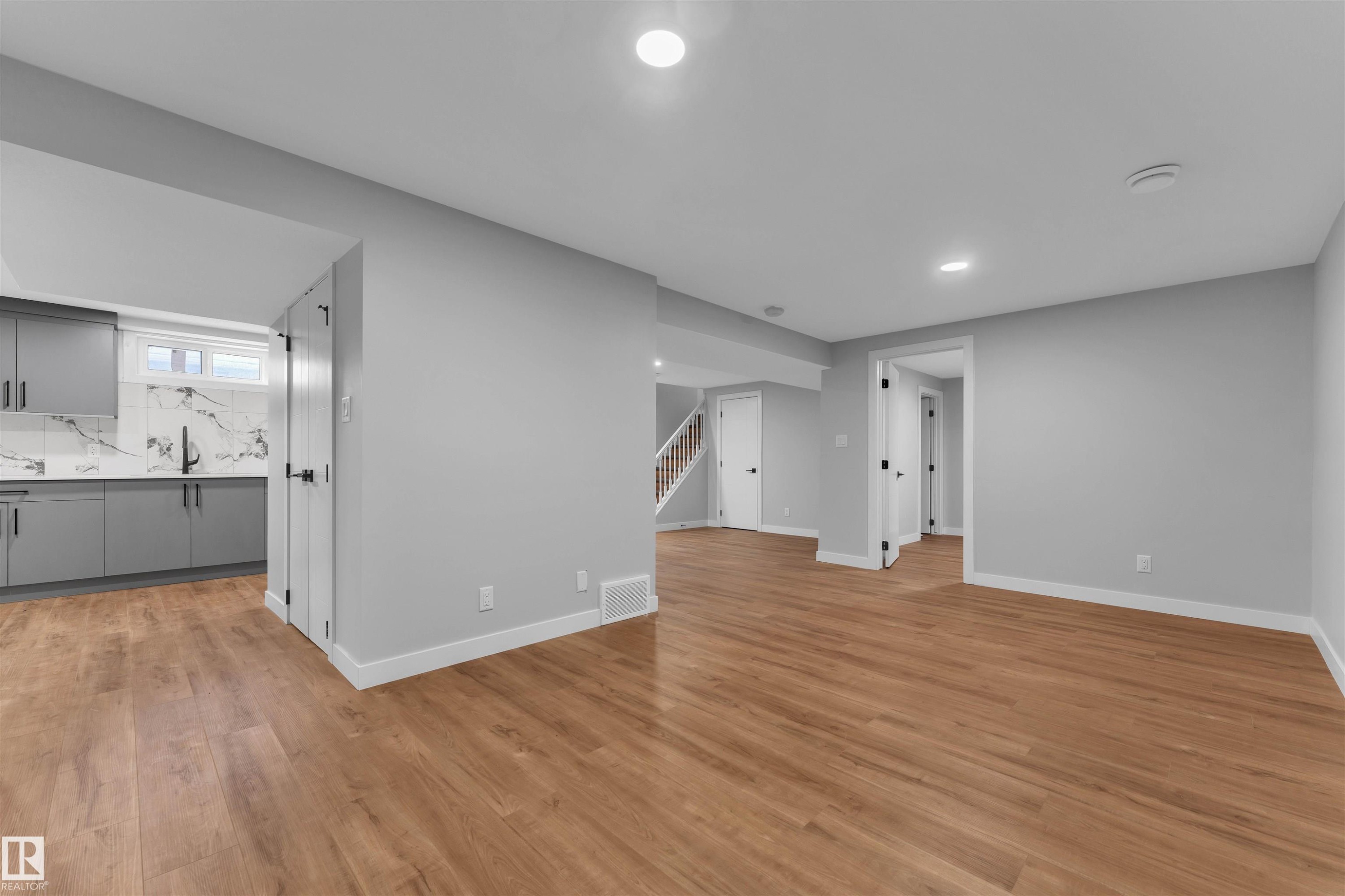 4320 74 Street Nw, Edmonton, AB - Indoor