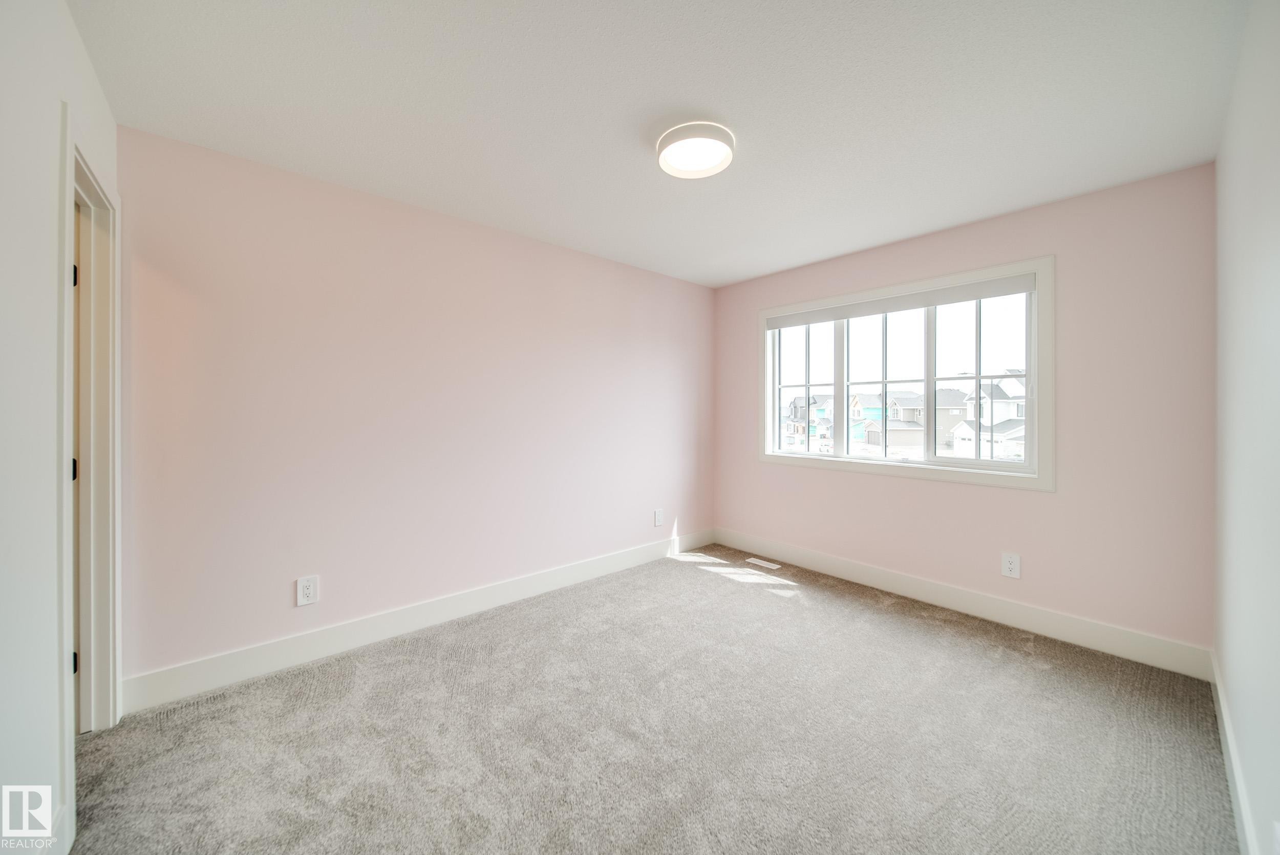 95 Jubilation Drive, St. Albert, AB - Indoor Photo Showing Other Room