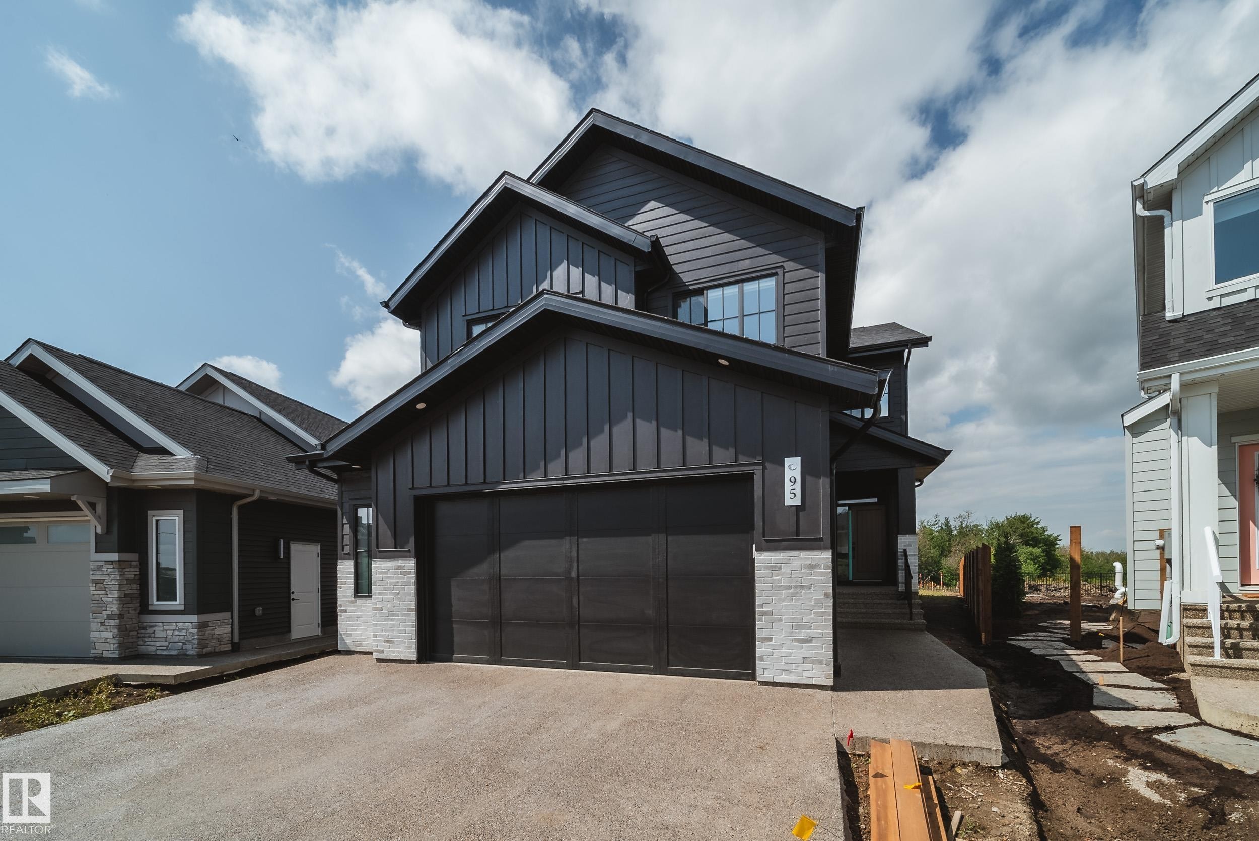 95 Jubilation Drive, St. Albert, AB - Outdoor With Facade