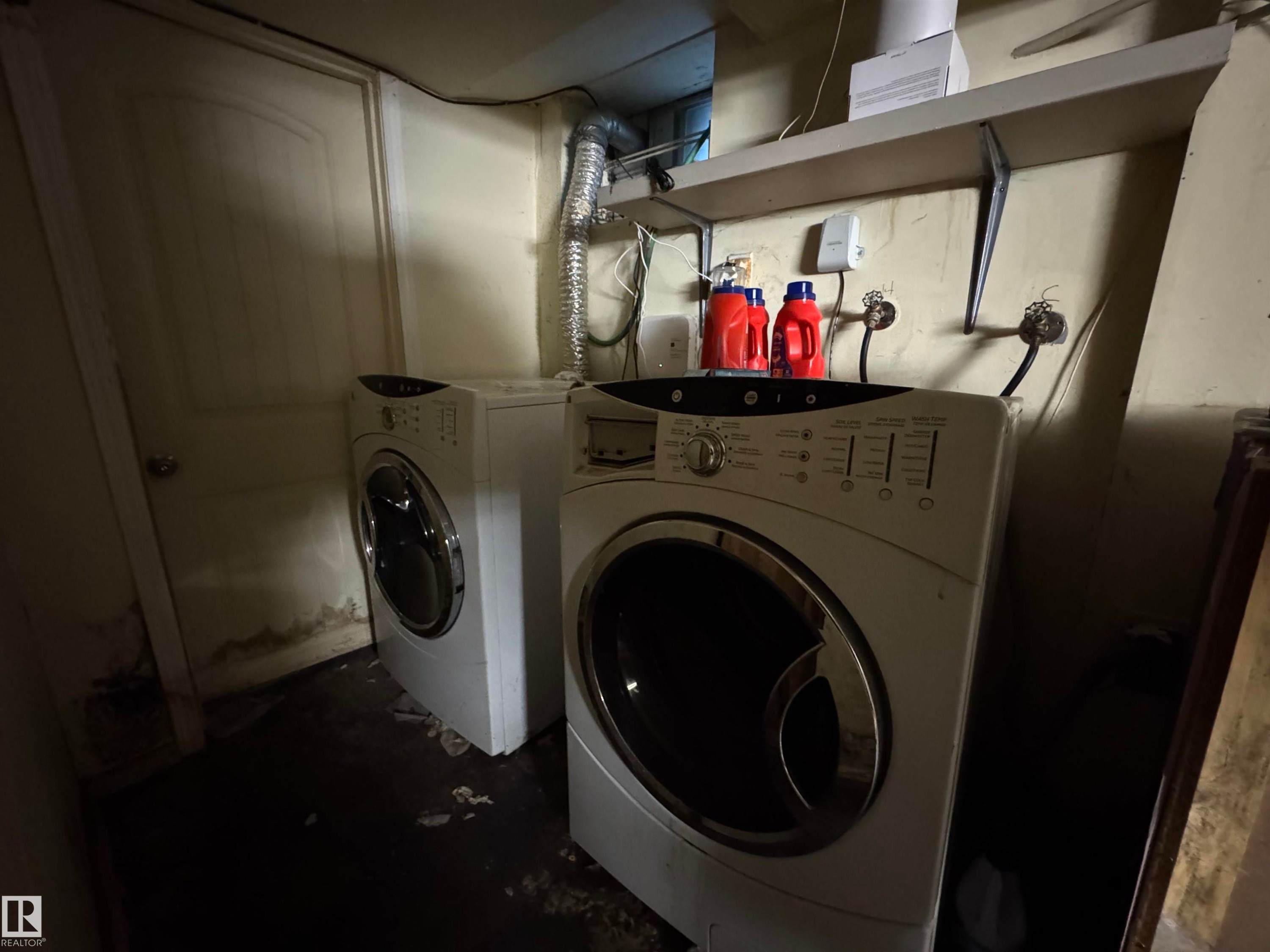 Additional content - 11147 97 Street Nw, Edmonton, AB - Indoor Photo Showing Laundry Room