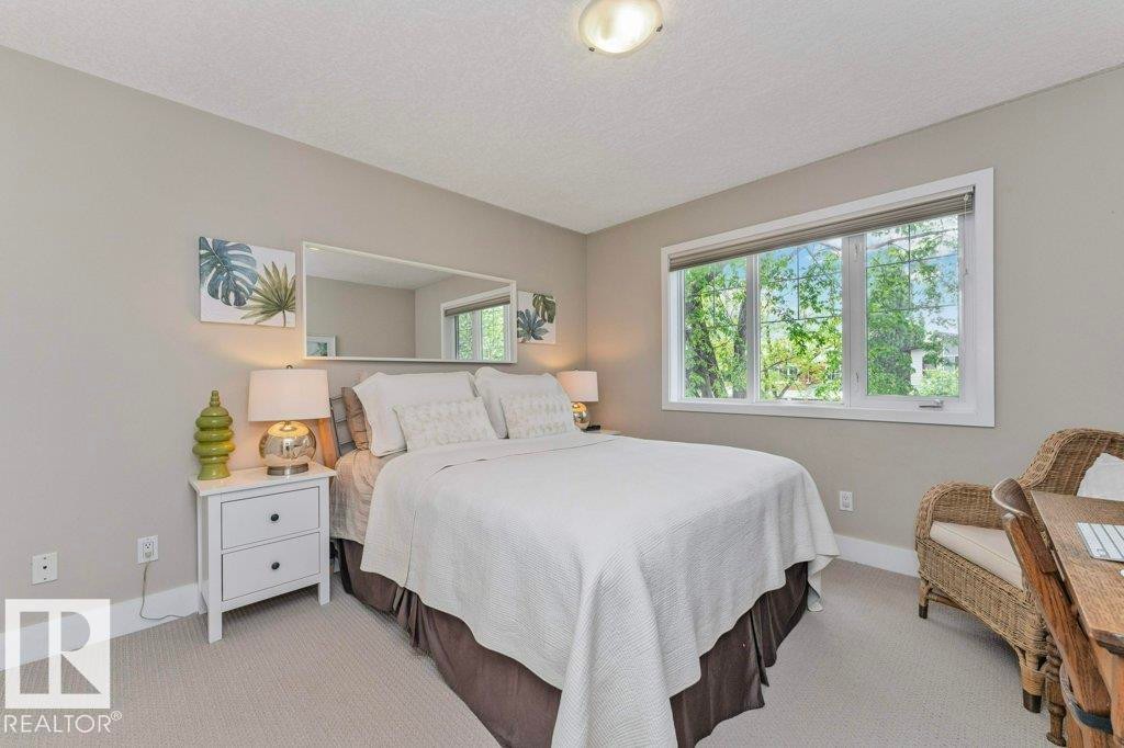 11009 131 Street Nw, Edmonton, AB - Indoor Photo Showing Bedroom