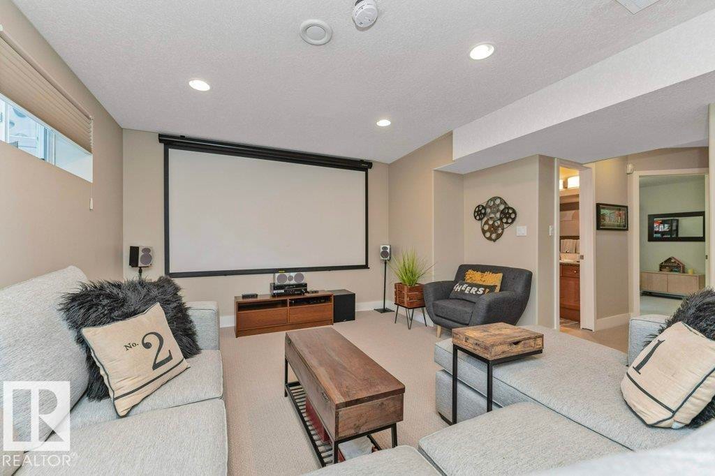 11009 131 Street Nw, Edmonton, AB - Indoor