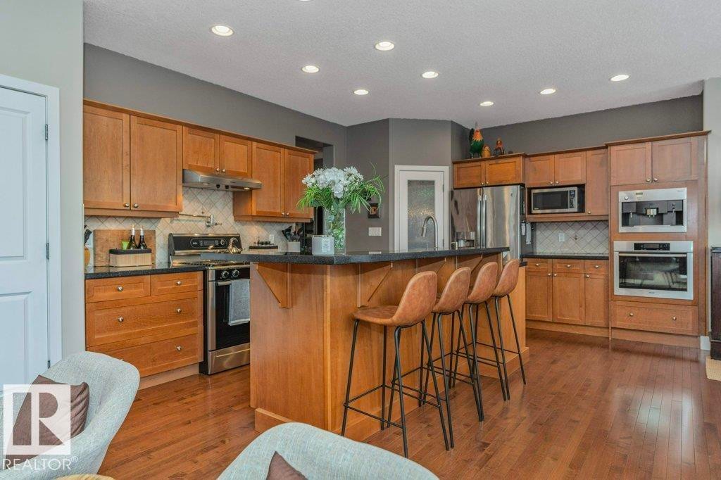 11009 131 Street Nw, Edmonton, AB - Indoor Photo Showing Kitchen