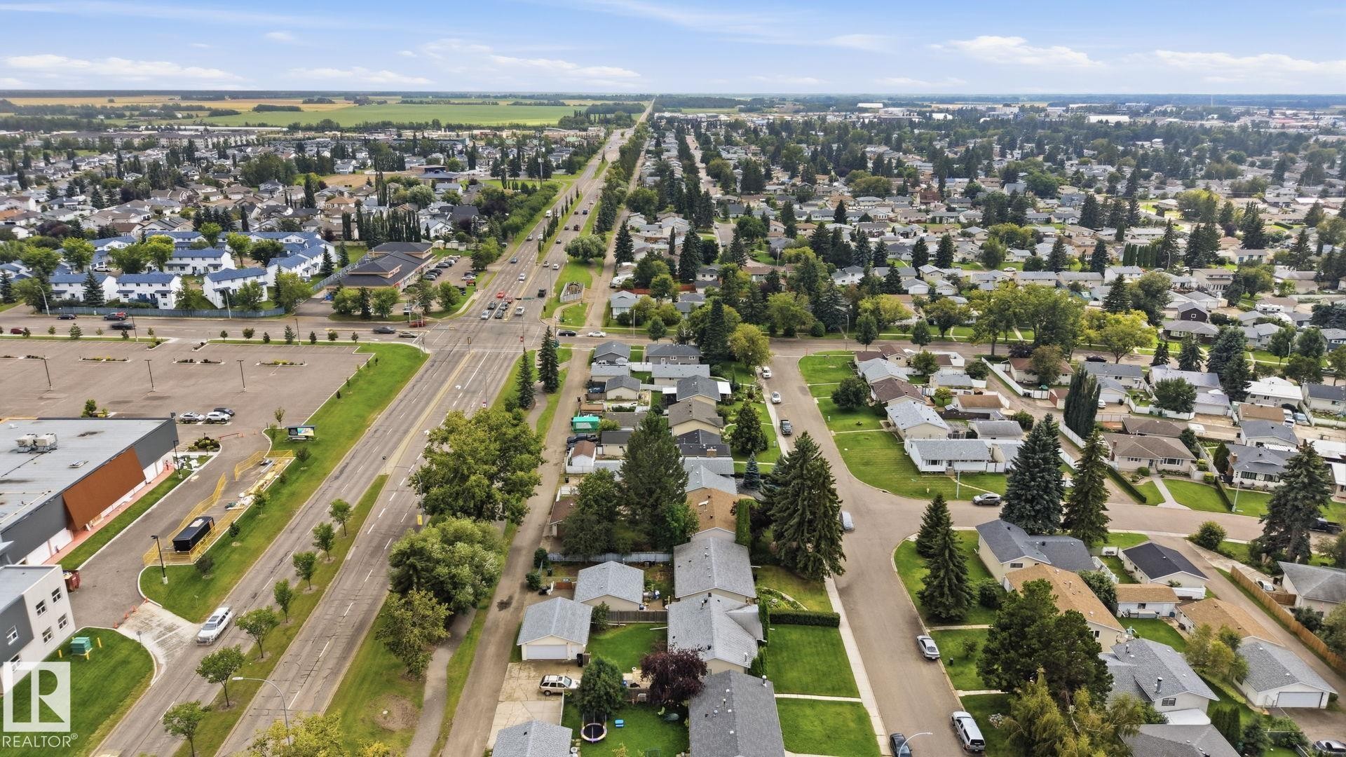 14 Brampton Street, Spruce Grove, AB - Outdoor With View