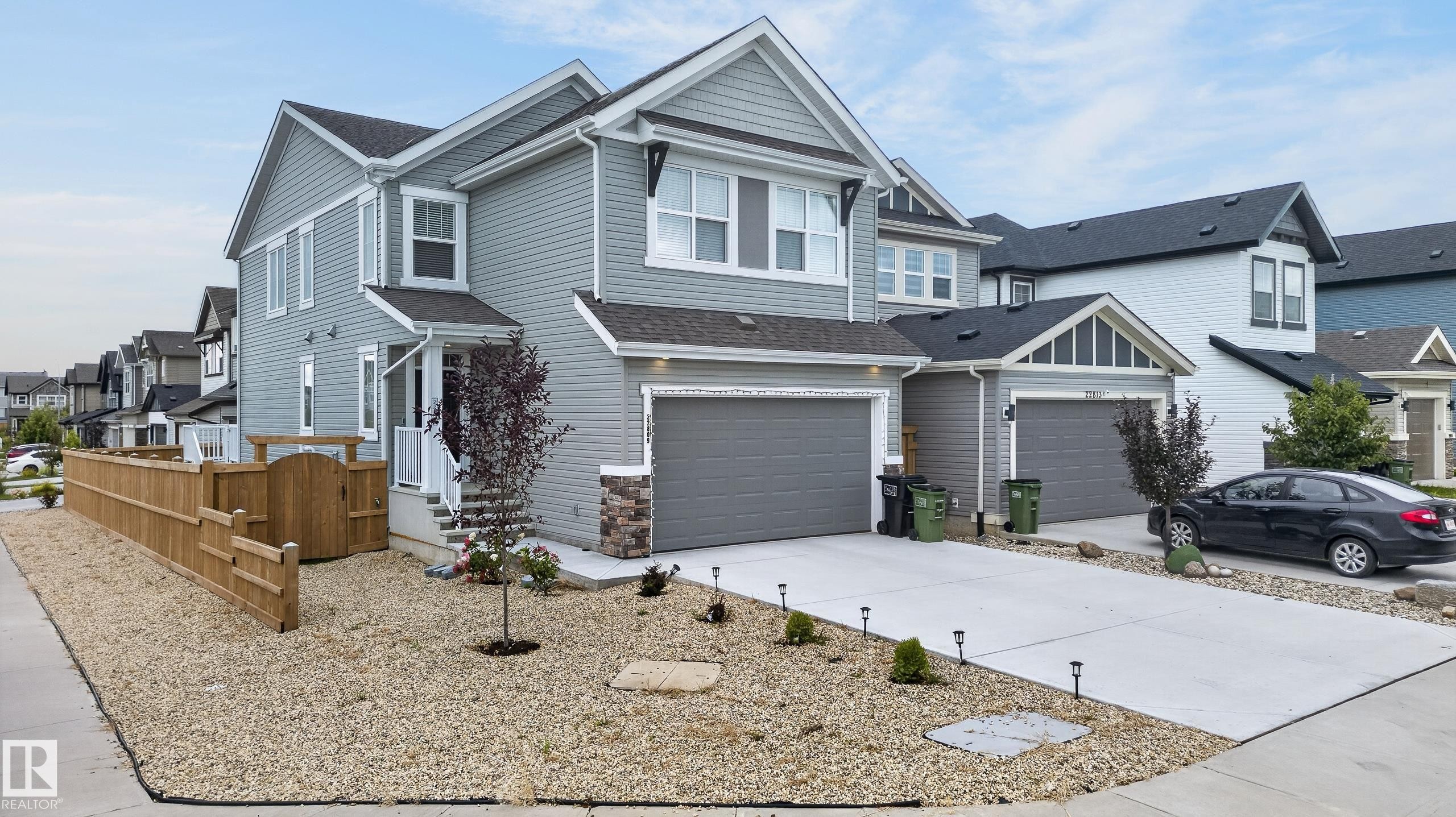 22809 95A Avenue Nw, Edmonton, AB - Outdoor With Facade