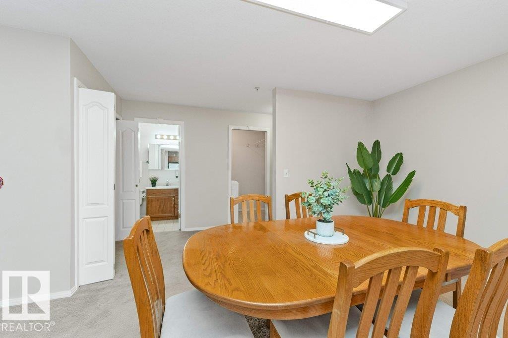 #208 10421 42 Av Nw, Edmonton, AB - Indoor Photo Showing Dining Room