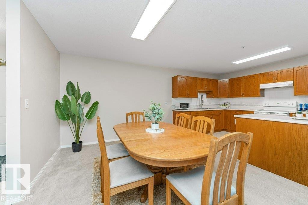 #208 10421 42 Av Nw, Edmonton, AB - Indoor Photo Showing Other Room