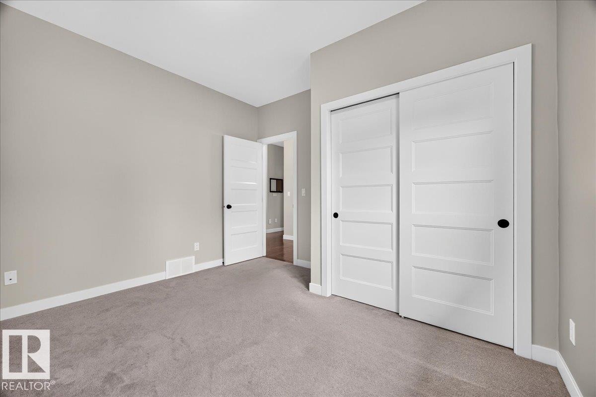 12126 47 Street Nw, Edmonton, AB - Indoor Photo Showing Other Room