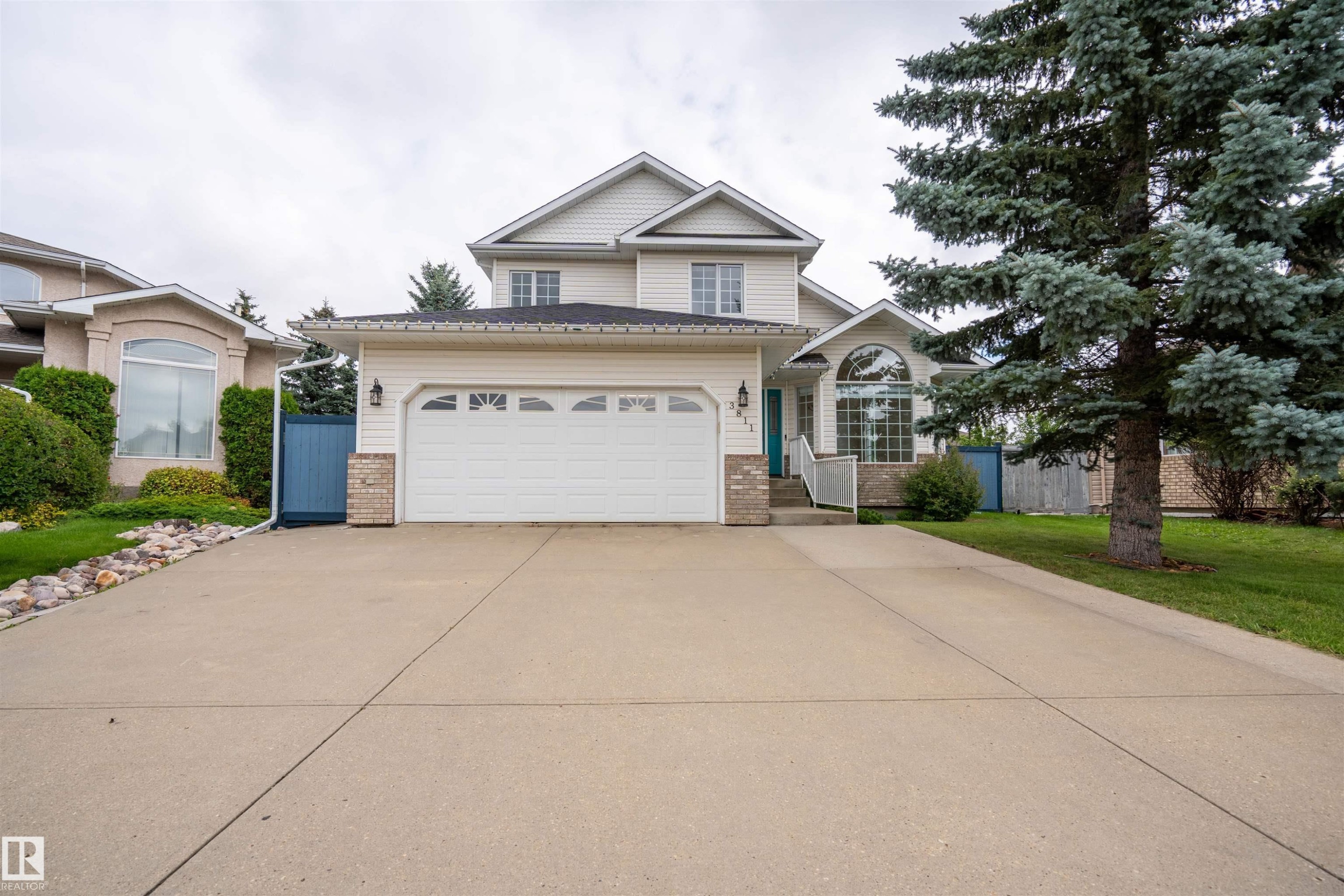 3811 44 Street Nw, Edmonton, AB - Outdoor With Facade