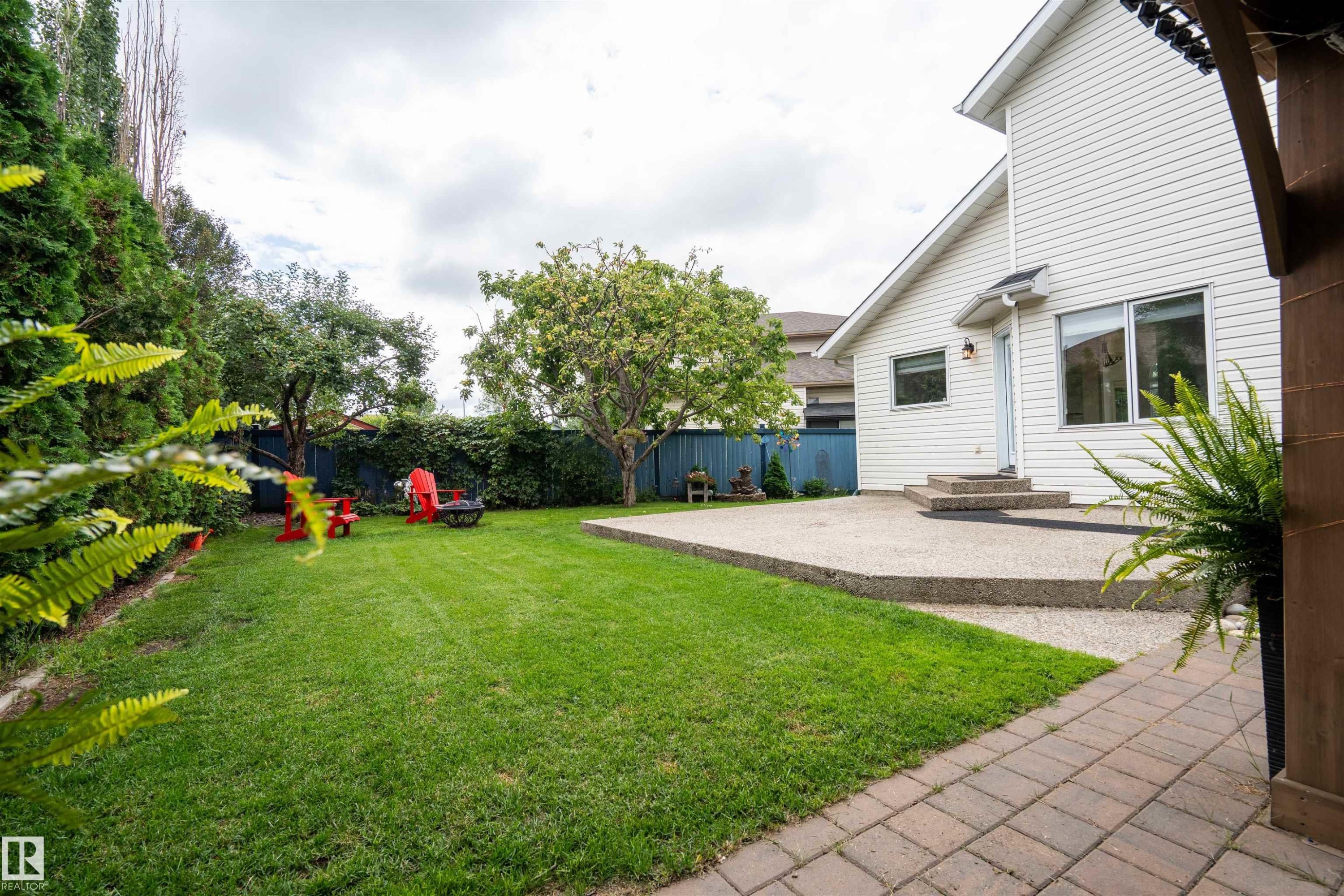 3811 44 Street Nw, Edmonton, AB - Outdoor