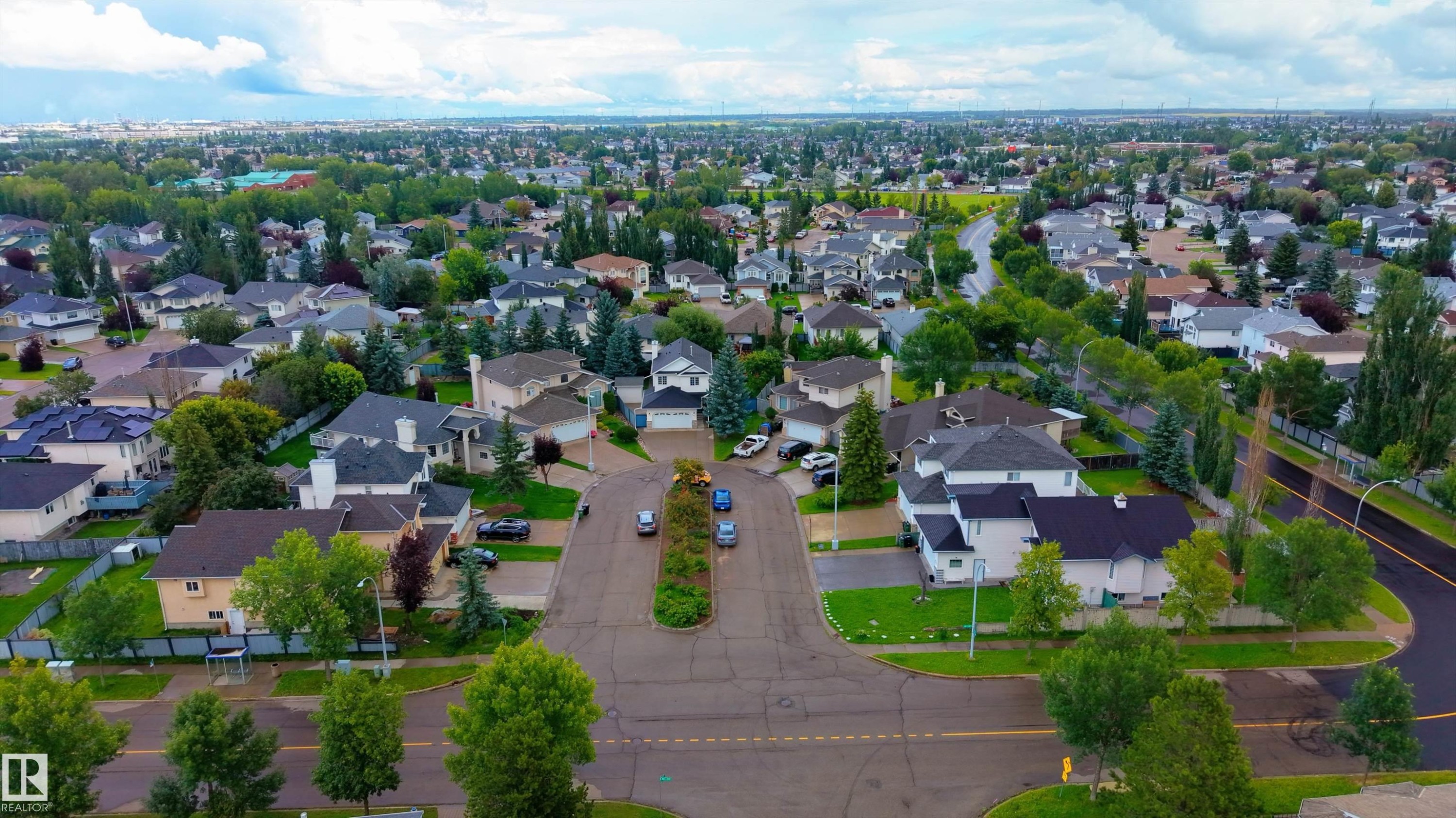 3811 44 Street Nw, Edmonton, AB - Outdoor With View