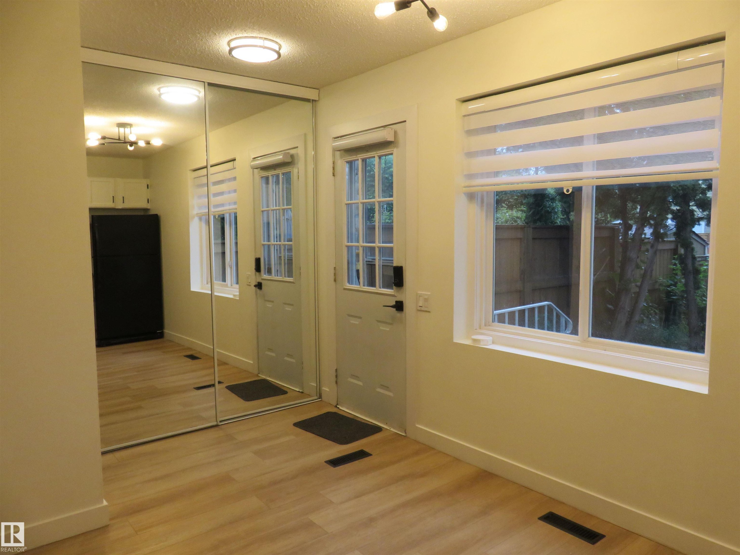 8065 178 Street Nw, Edmonton, AB - Indoor Photo Showing Other Room