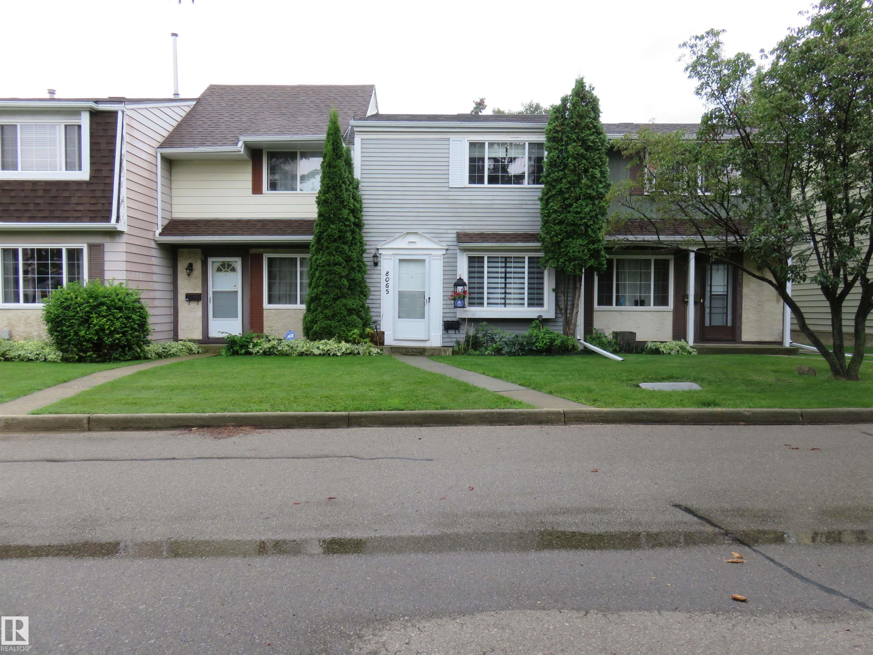 8065 178 Street Nw, Edmonton, AB - Outdoor With Facade