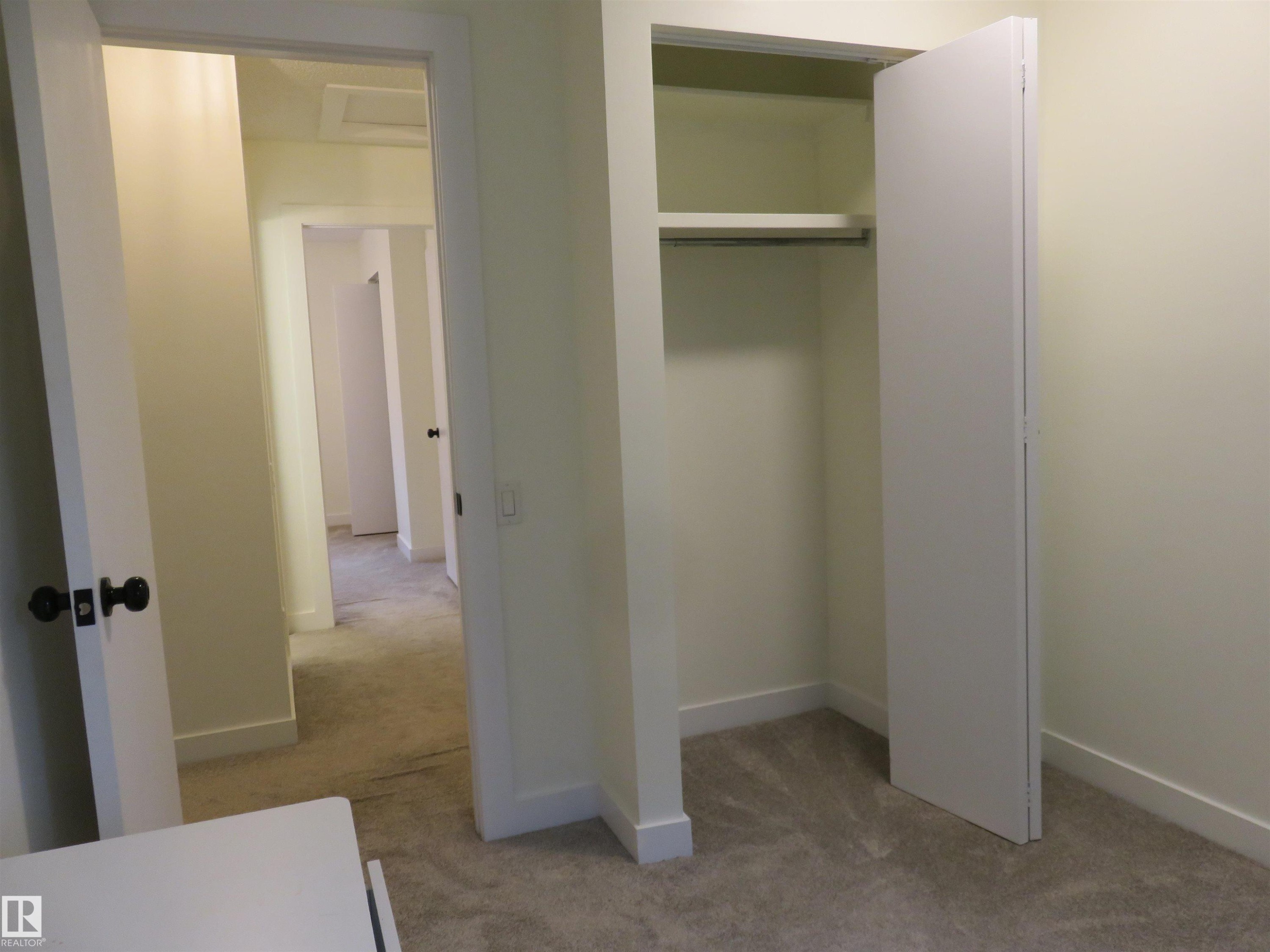 8065 178 Street Nw, Edmonton, AB - Indoor Photo Showing Other Room