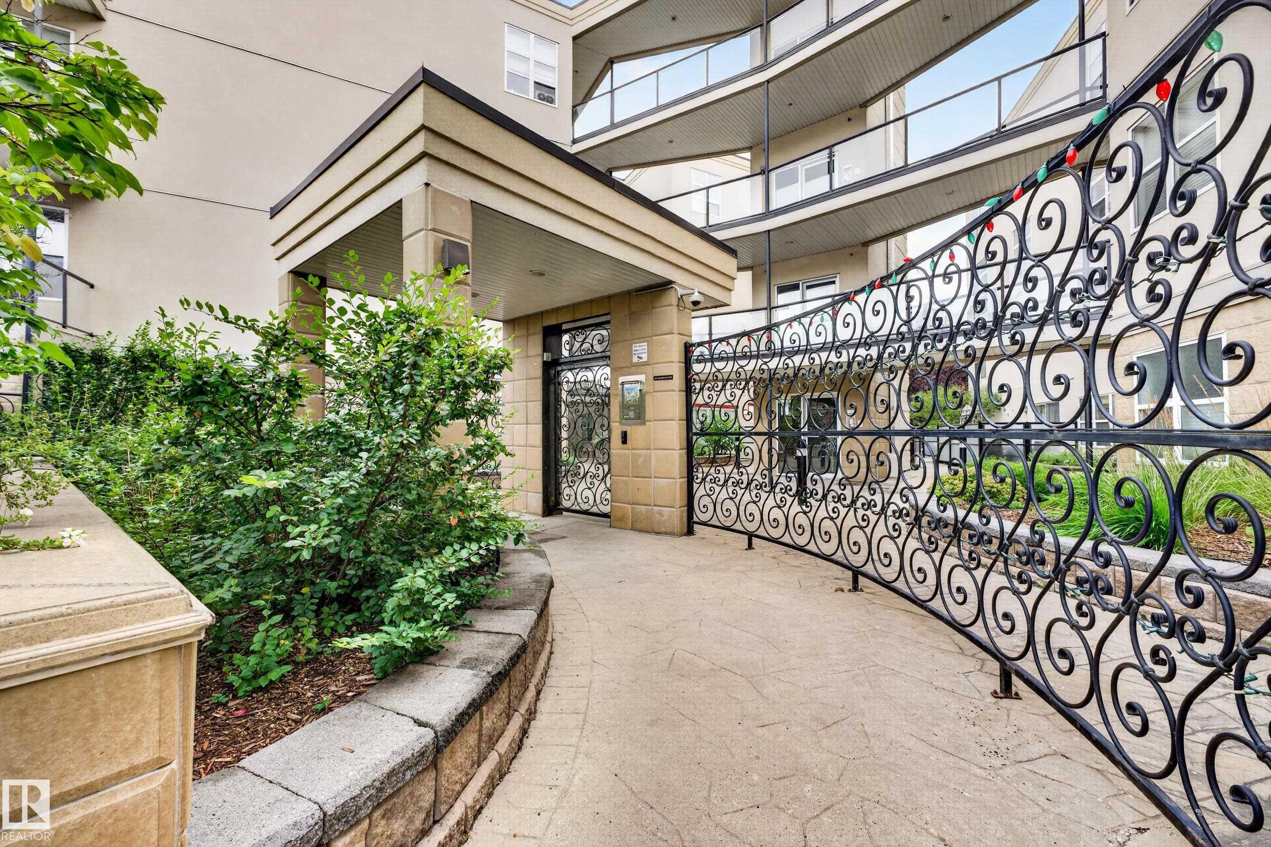 #304 9804 101 St Nw, Edmonton, AB - Outdoor