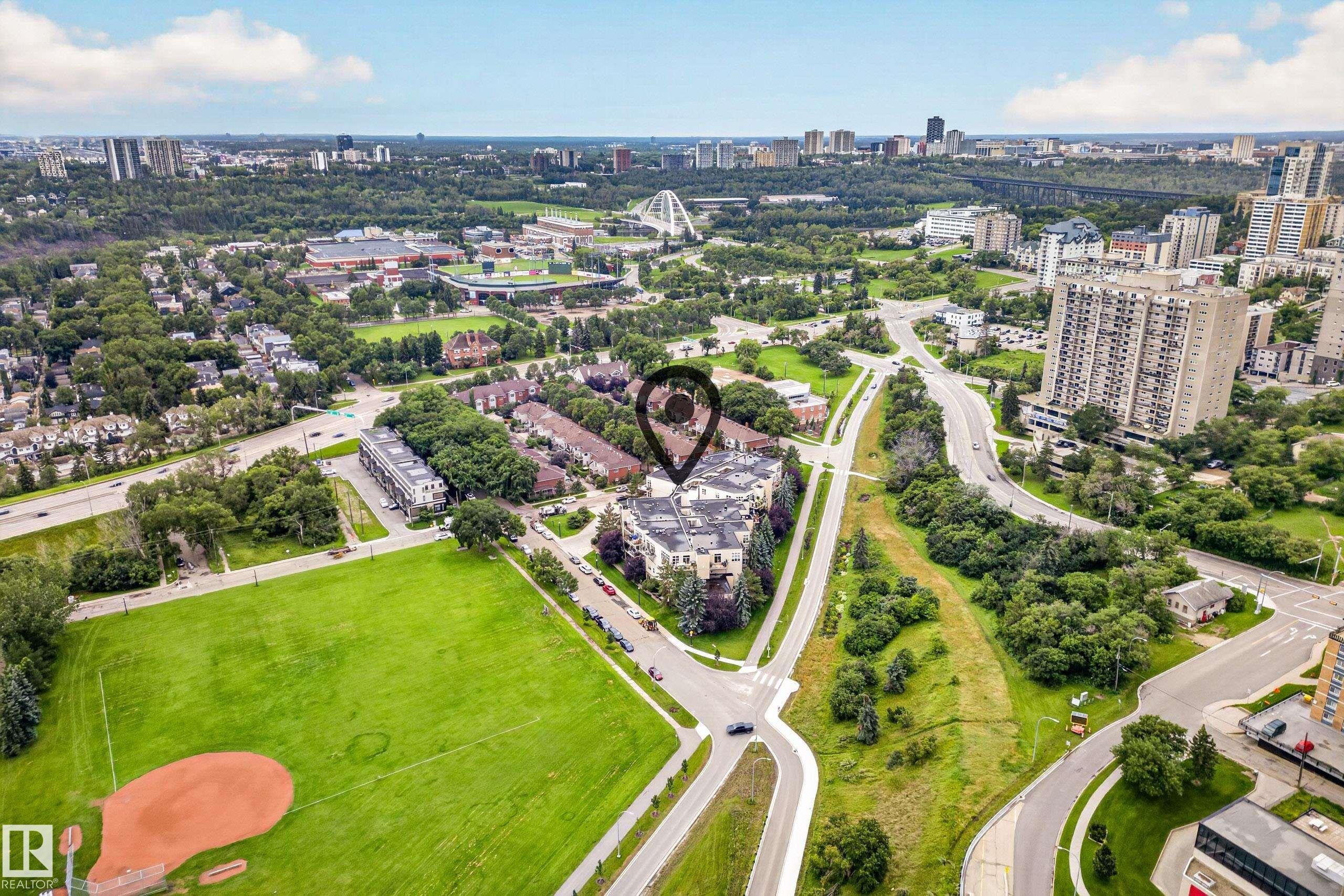 #304 9804 101 St Nw, Edmonton, AB - Outdoor With View