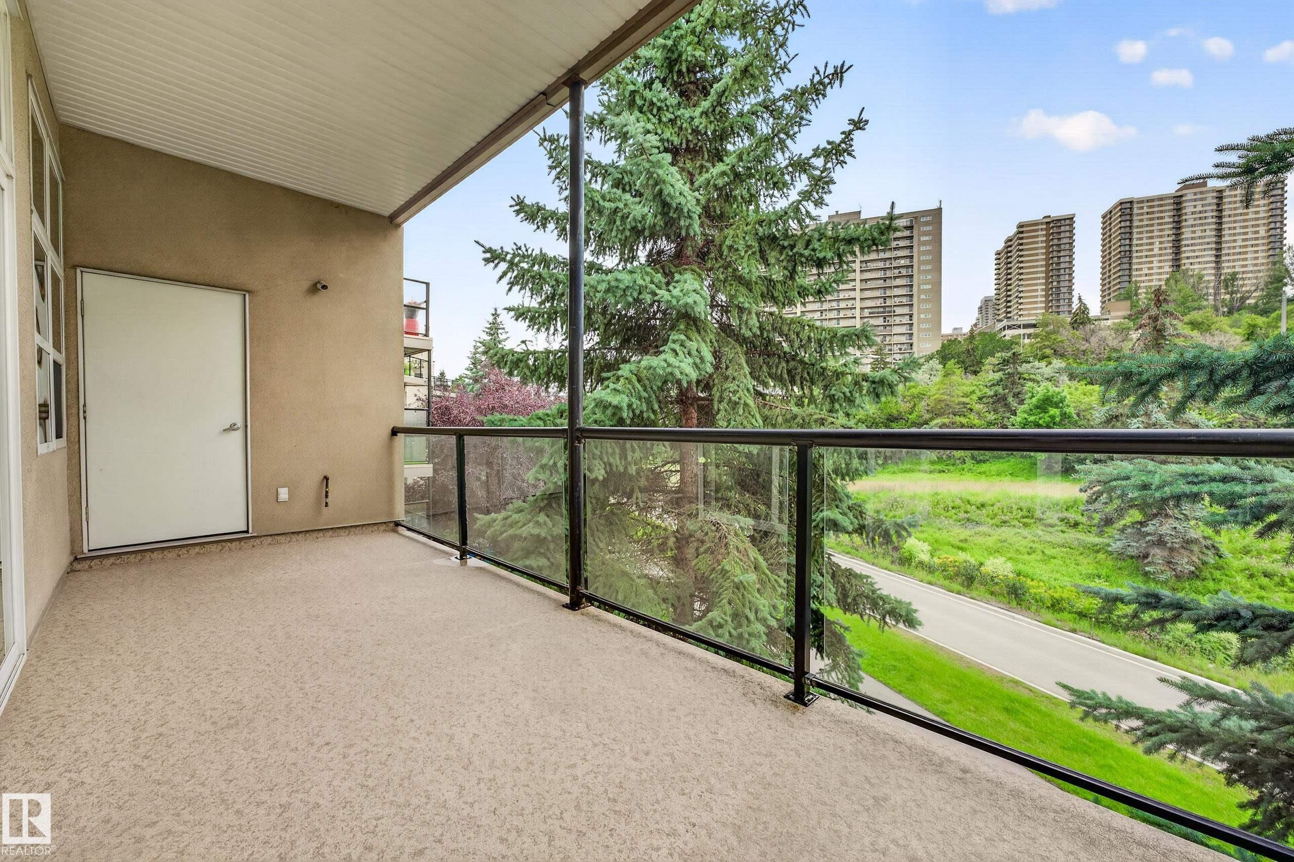 #304 9804 101 St Nw, Edmonton, AB - Outdoor With Exterior