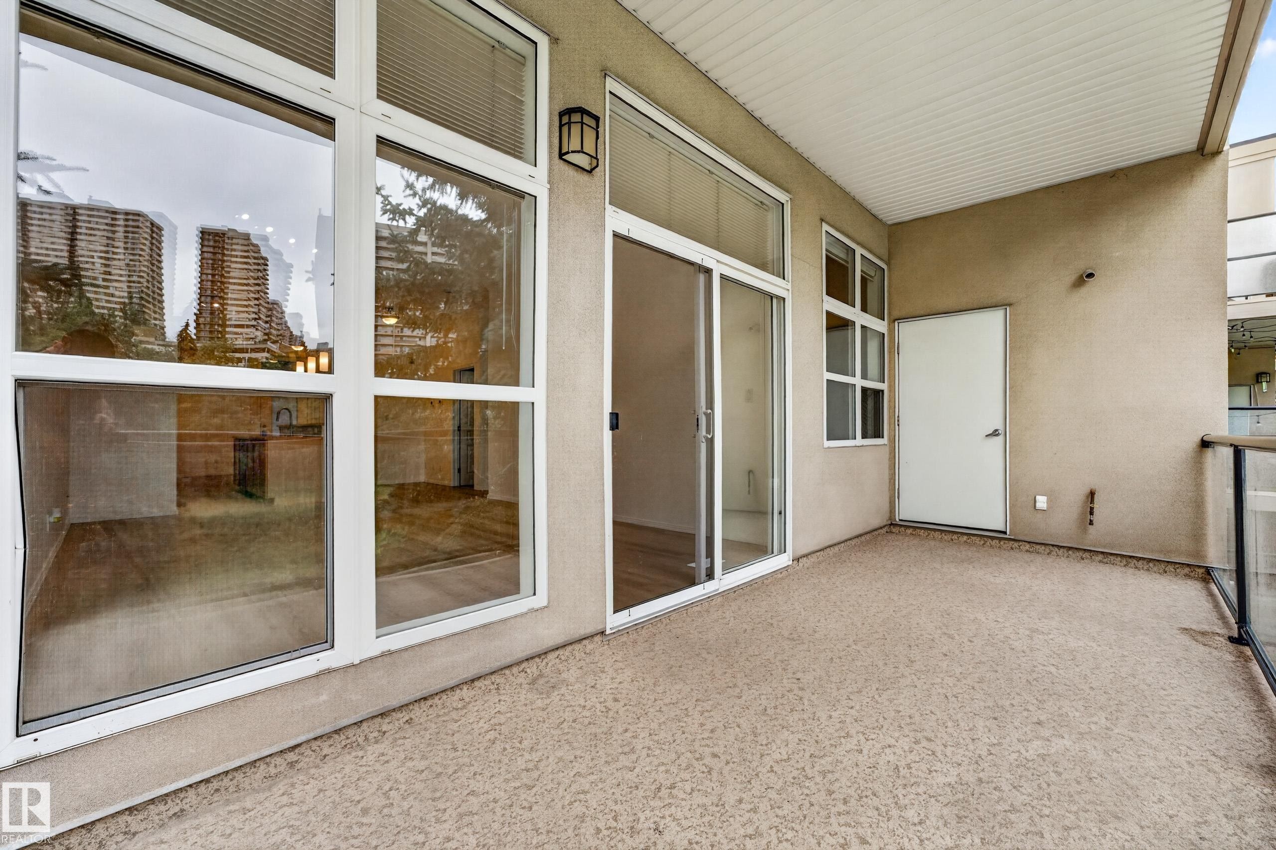 #304 9804 101 St Nw, Edmonton, AB - Outdoor With Exterior