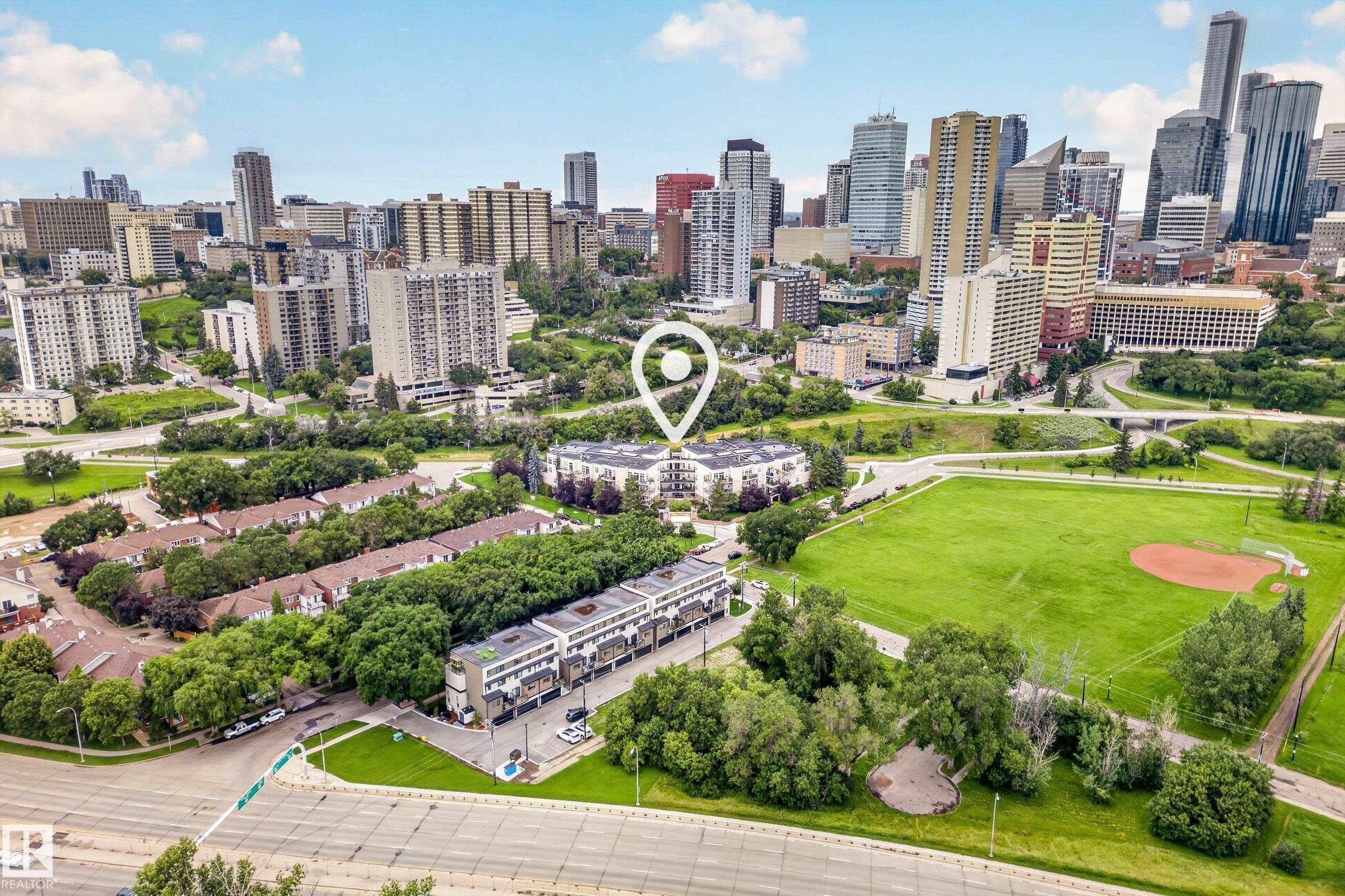 #304 9804 101 St Nw, Edmonton, AB - Outdoor With View