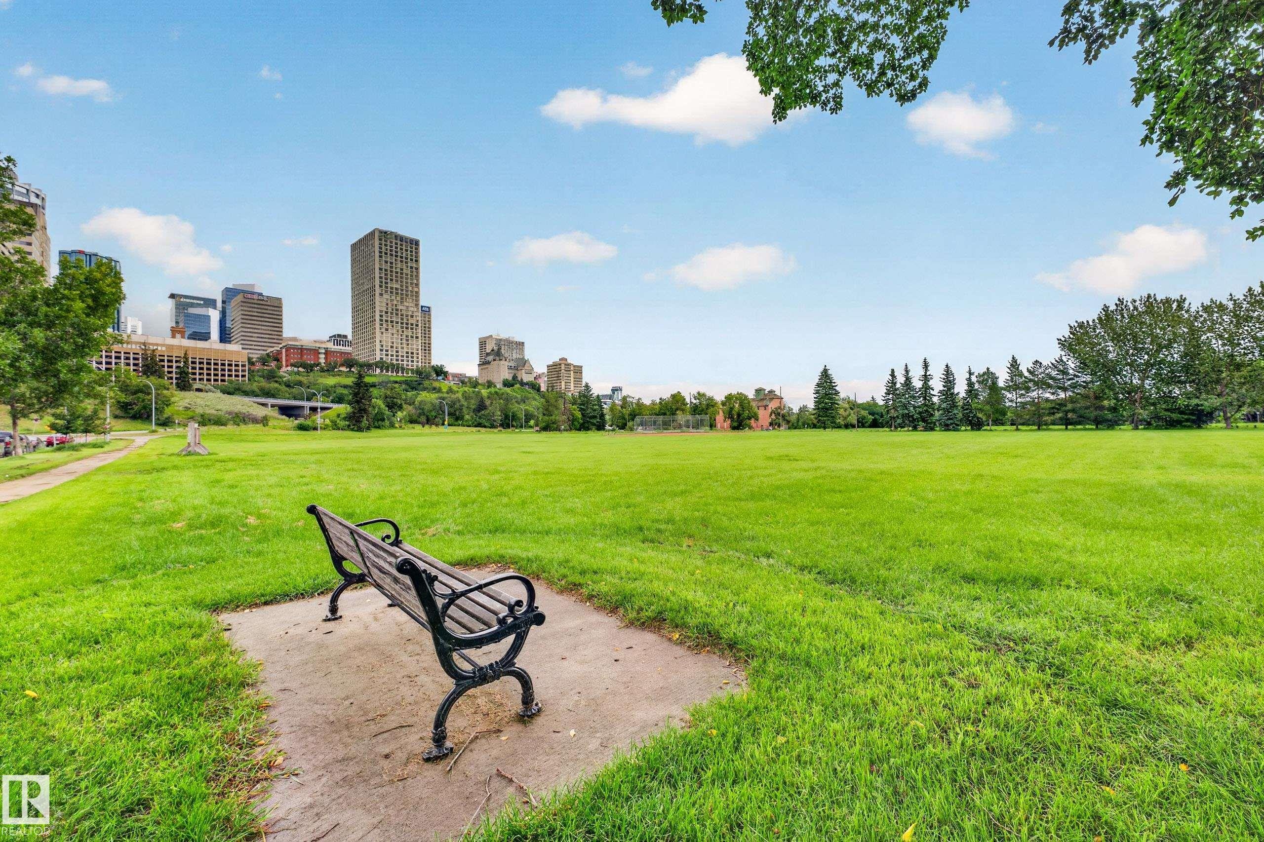 #304 9804 101 St Nw, Edmonton, AB - Outdoor With View