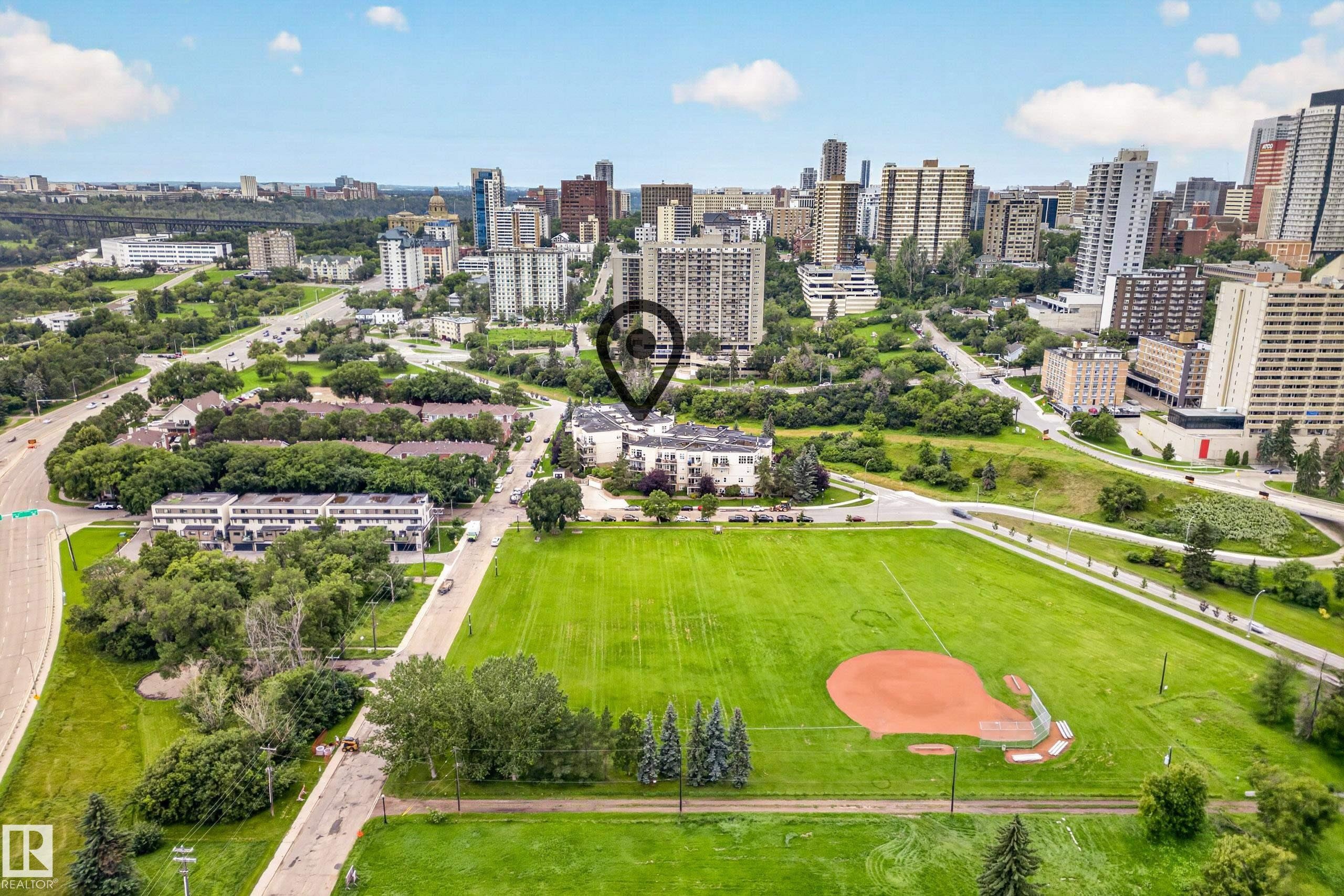 #304 9804 101 St Nw, Edmonton, AB - Outdoor With View