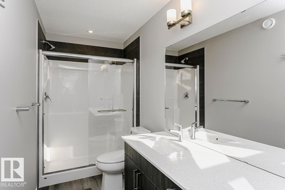344 Hawthorn Way, Leduc, AB - Indoor Photo Showing Bathroom