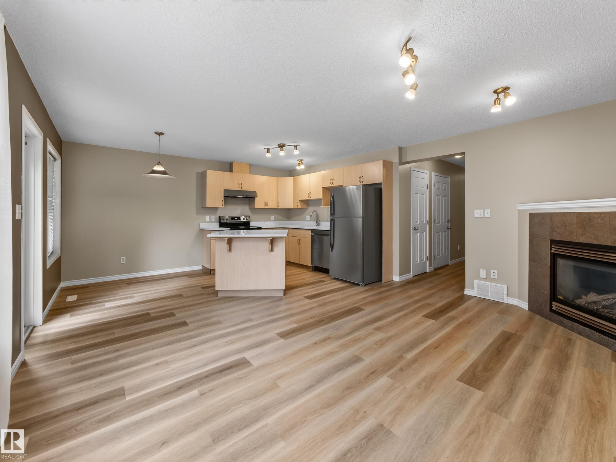 13003 101 Street Nw, Edmonton, AB - Indoor With Fireplace