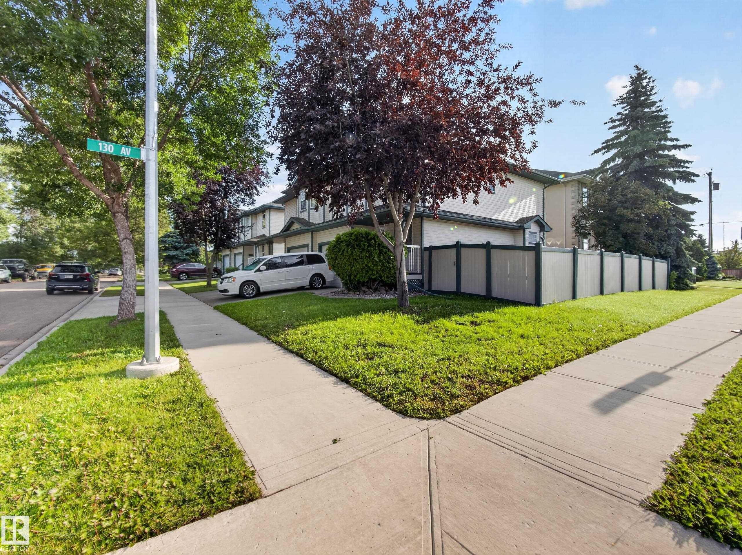 13003 101 Street Nw, Edmonton, AB - Outdoor