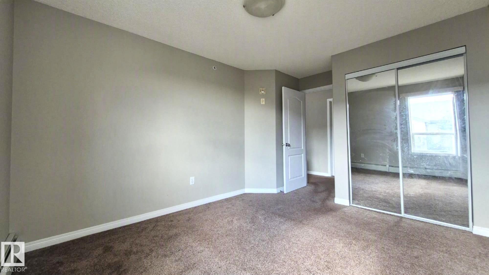 #422 151 Edwards Dr Sw, Edmonton, AB - Indoor Photo Showing Other Room