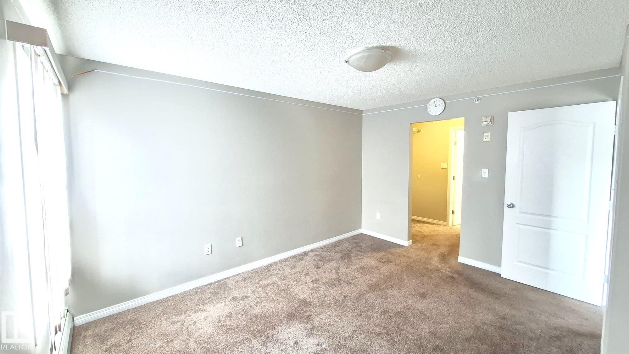 #422 151 Edwards Dr Sw, Edmonton, AB - Indoor Photo Showing Other Room