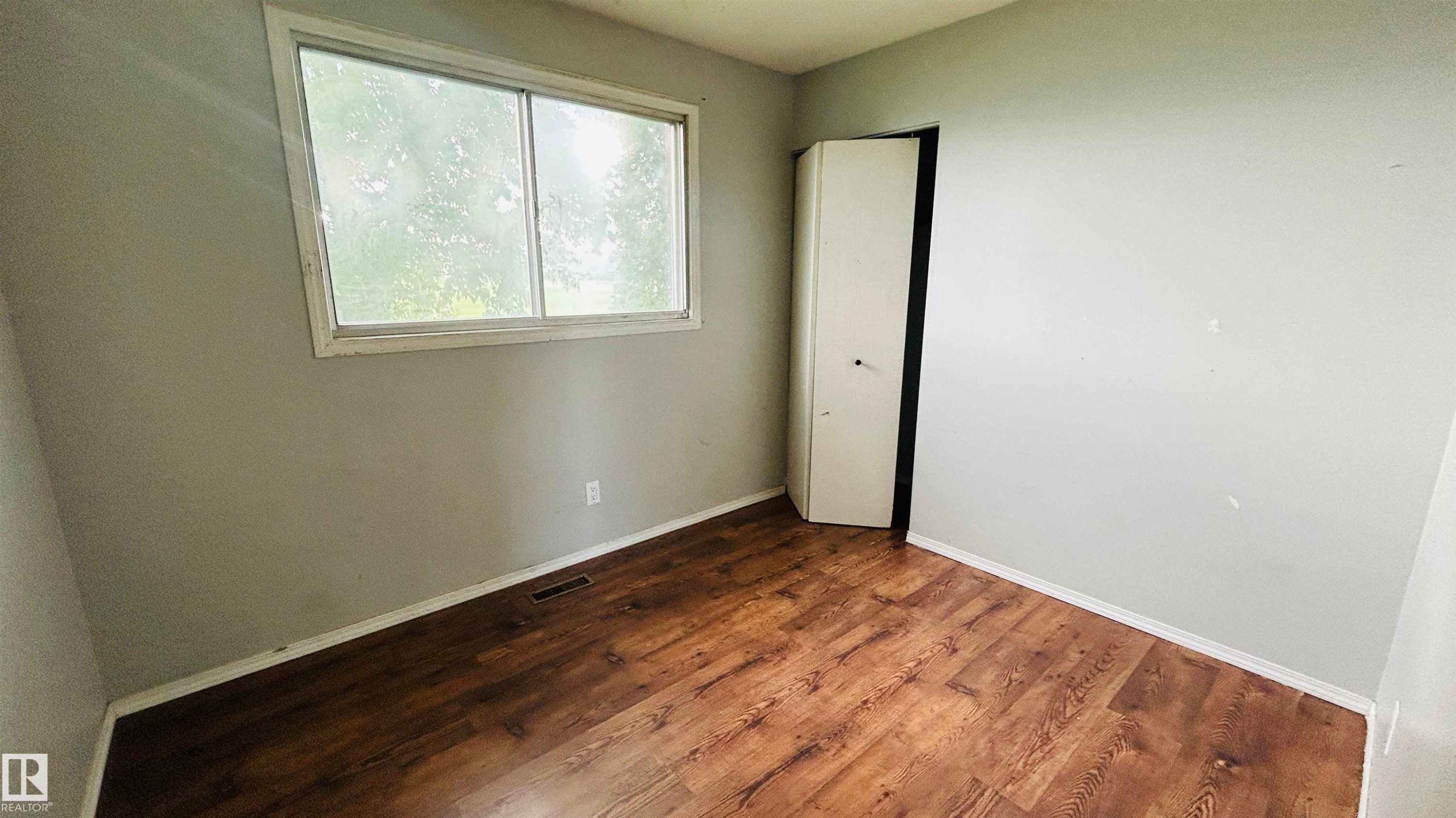5102 57, Cold Lake, AB - Indoor Photo Showing Other Room