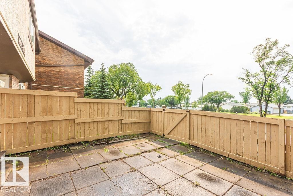 #5 14205 82 St Nw, Edmonton, AB - Outdoor