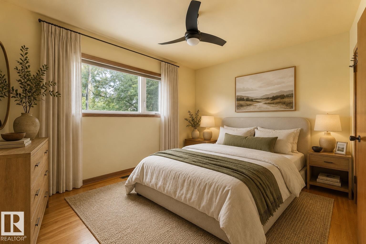 15930 93 Avenue Nw, Edmonton, AB - Indoor Photo Showing Bedroom