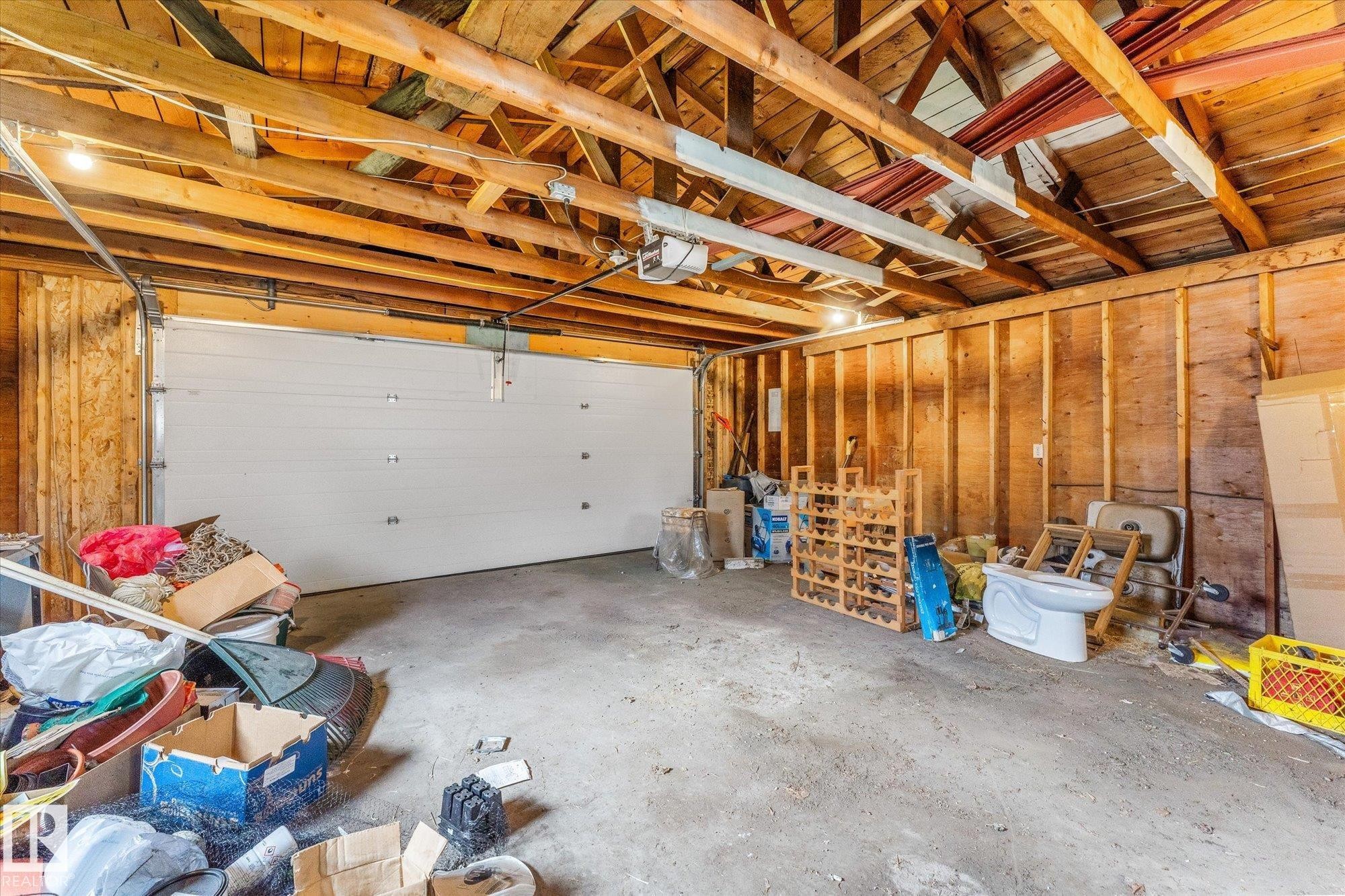 15930 93 Avenue Nw, Edmonton, AB - Indoor Photo Showing Garage