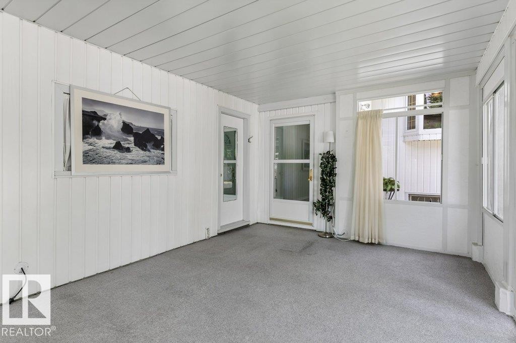 11217 38 Street Nw, Edmonton, AB - Photo Showing Other Room