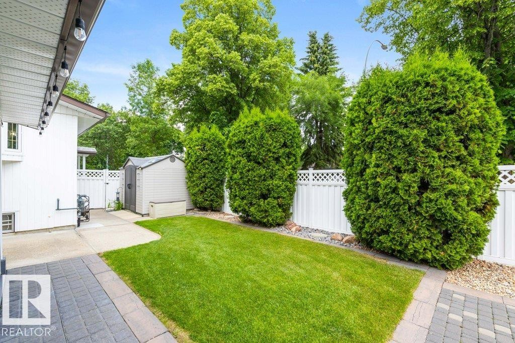 11217 38 Street Nw, Edmonton, AB - Outdoor