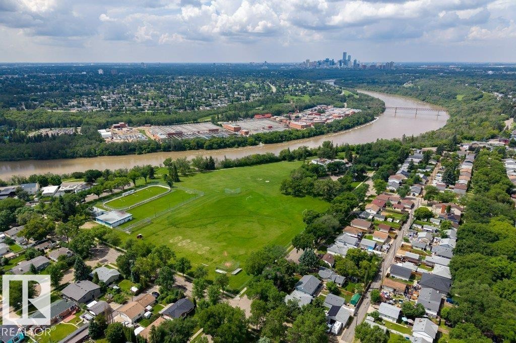 11217 38 Street Nw, Edmonton, AB - Outdoor With View