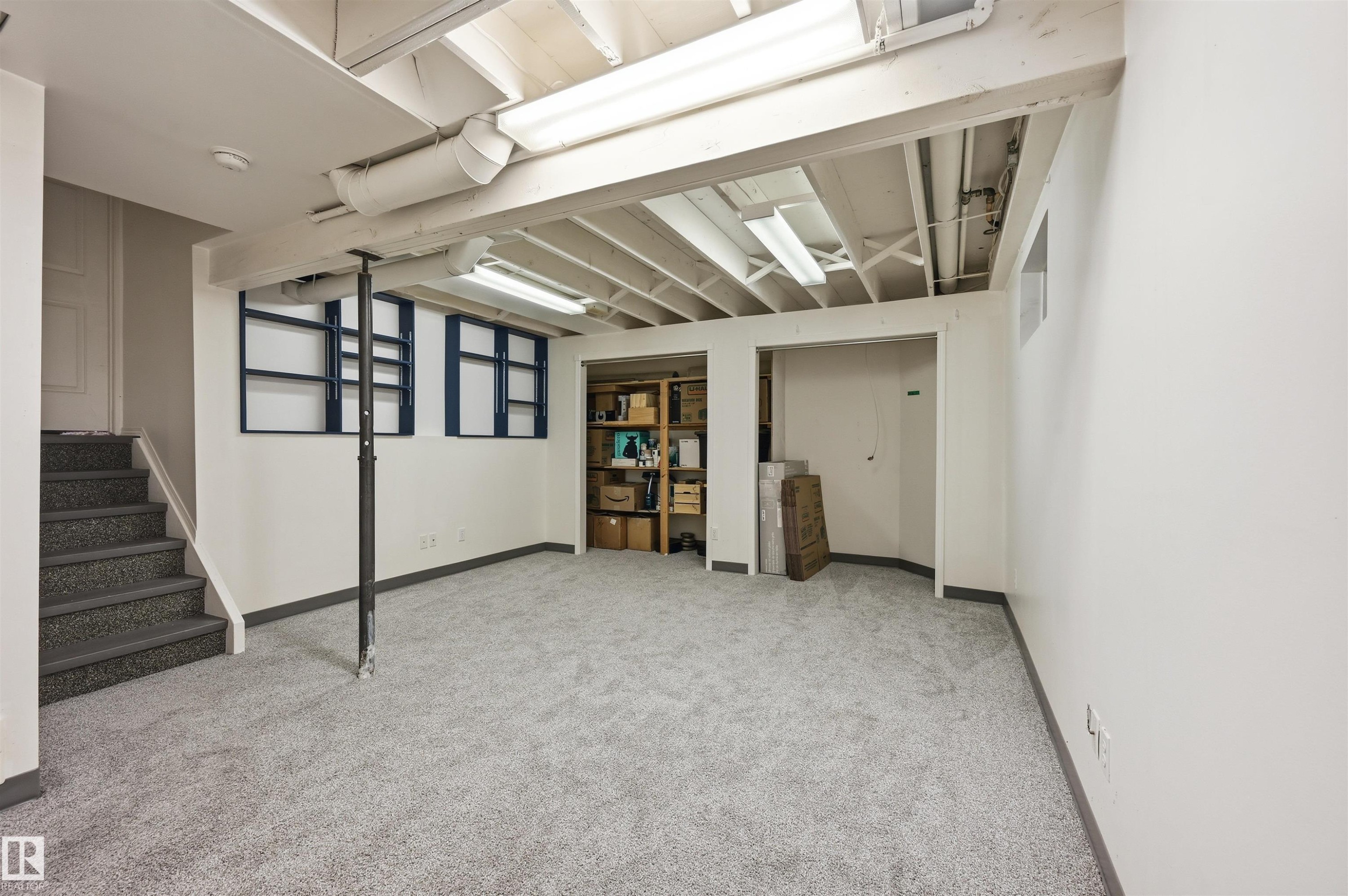 18639 72 Avenue Nw, Edmonton, AB - Indoor