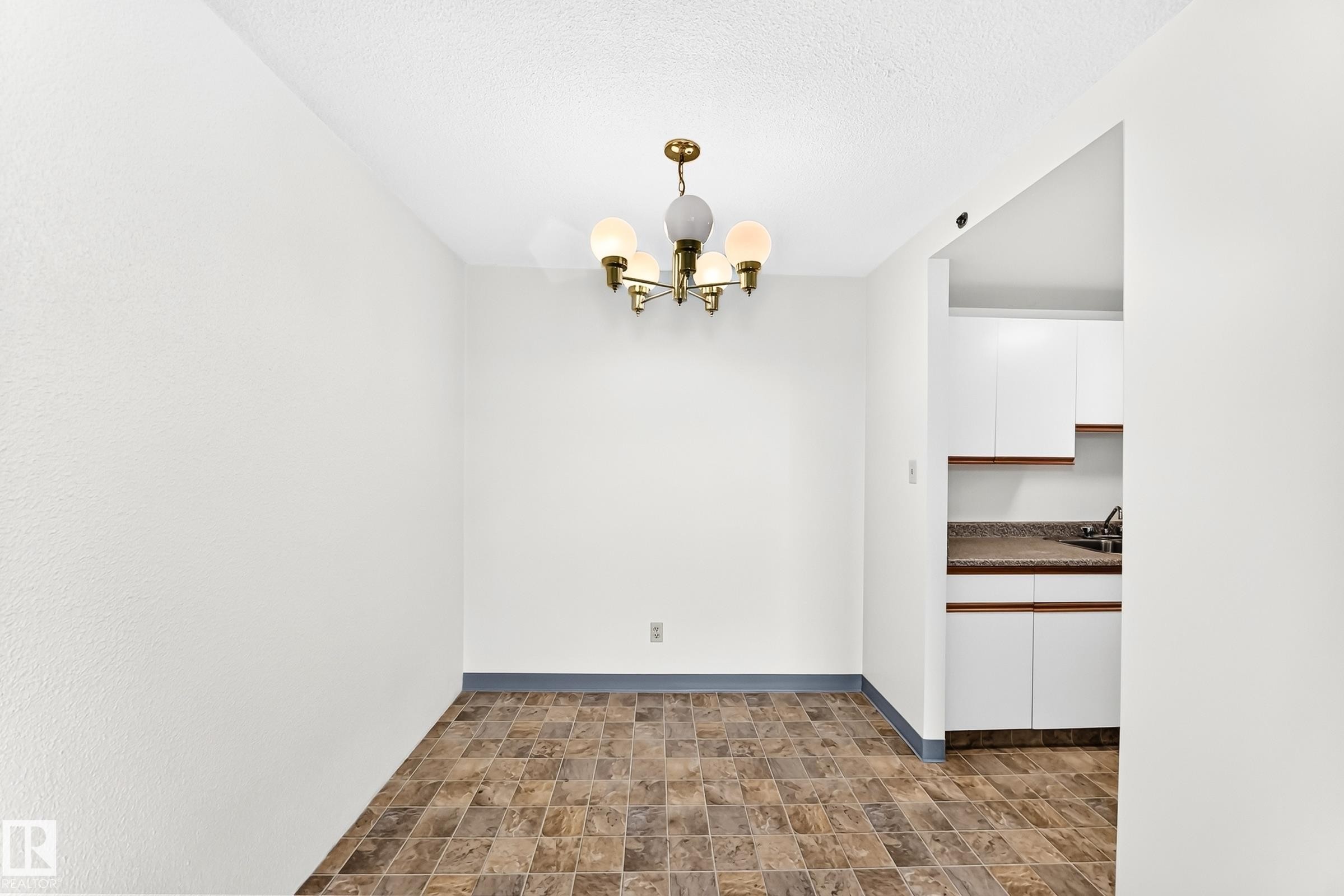 #706 11211 85 St Nw, Edmonton, AB - Indoor Photo Showing Other Room