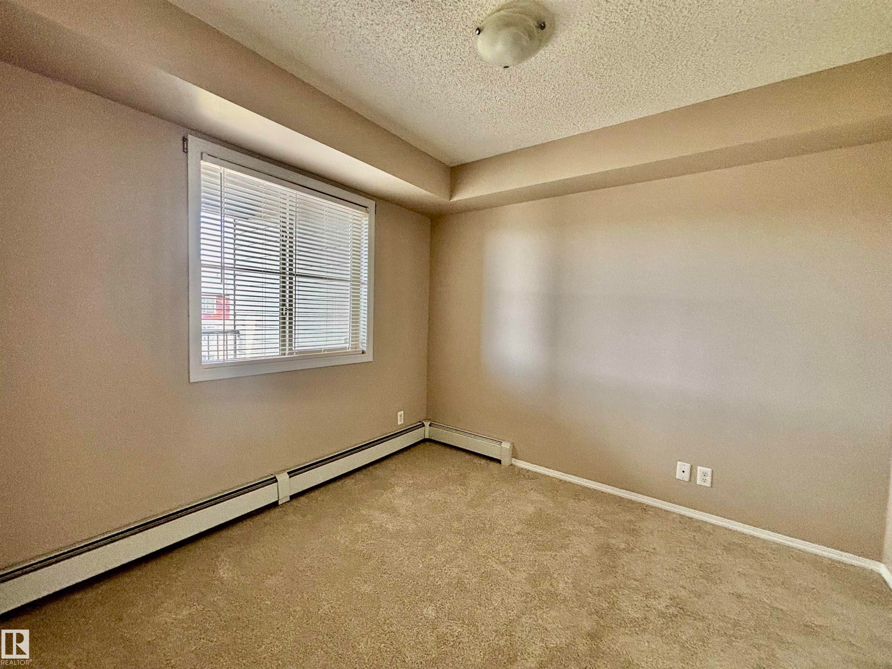 #409 12035 22 Av Sw, Edmonton, AB - Indoor Photo Showing Other Room