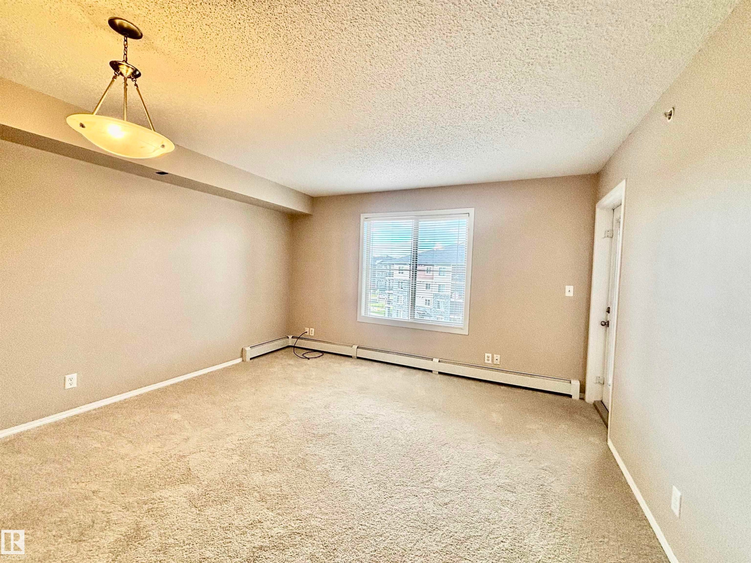 #409 12035 22 Av Sw, Edmonton, AB - Indoor Photo Showing Other Room
