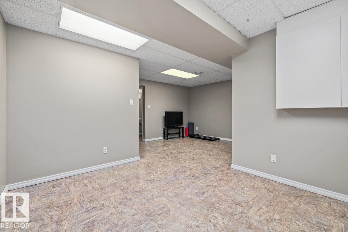 17020 78A Street Nw, Edmonton, AB - Indoor